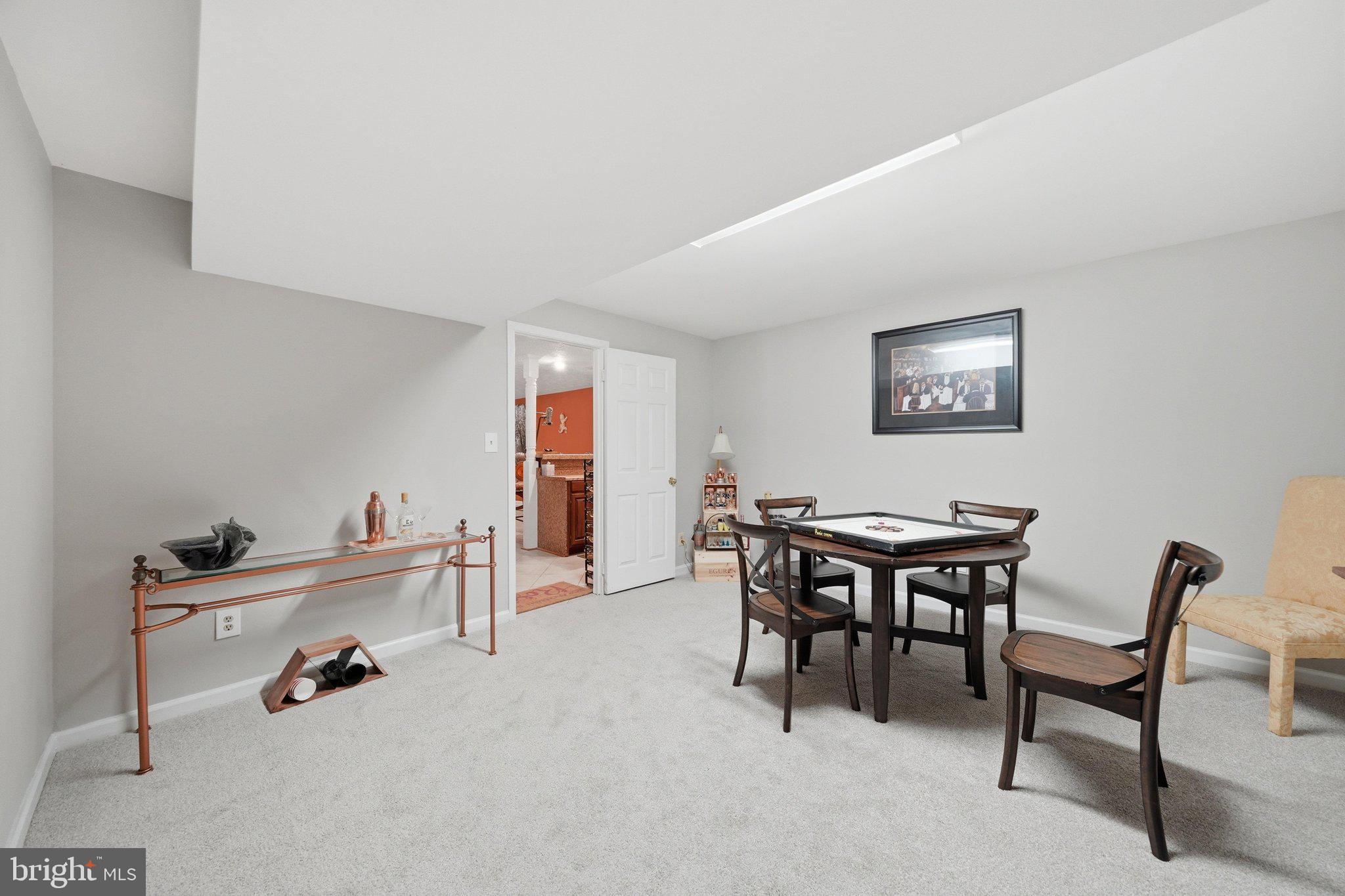FOXLAIR ACRES - Residential