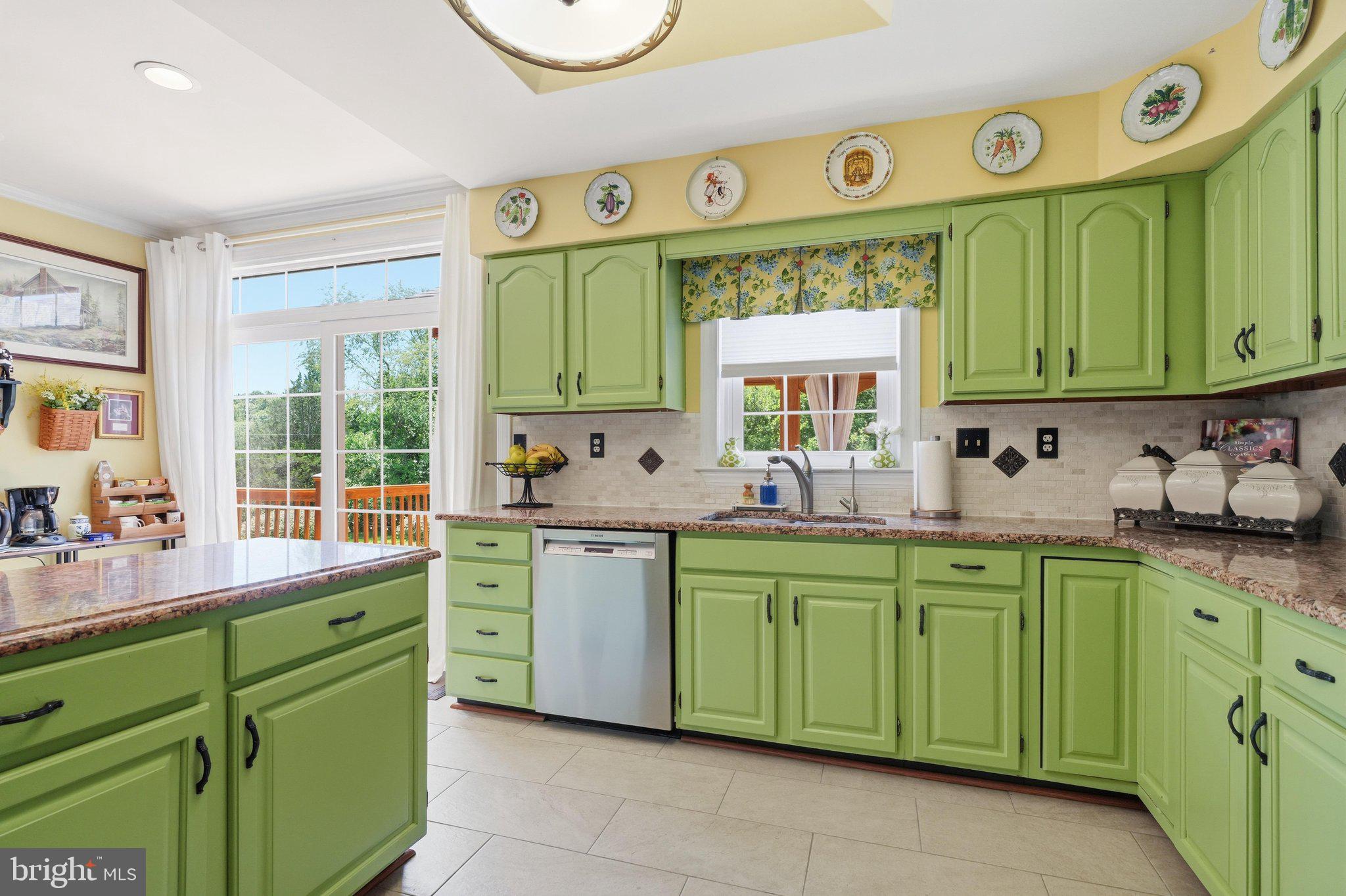 FOXLAIR ACRES - Residential
