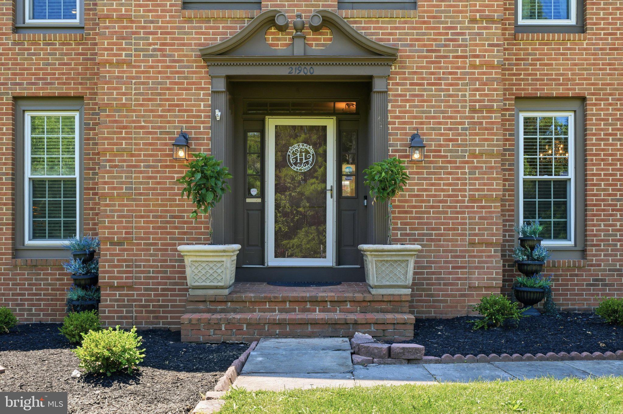 FOXLAIR ACRES - Residential