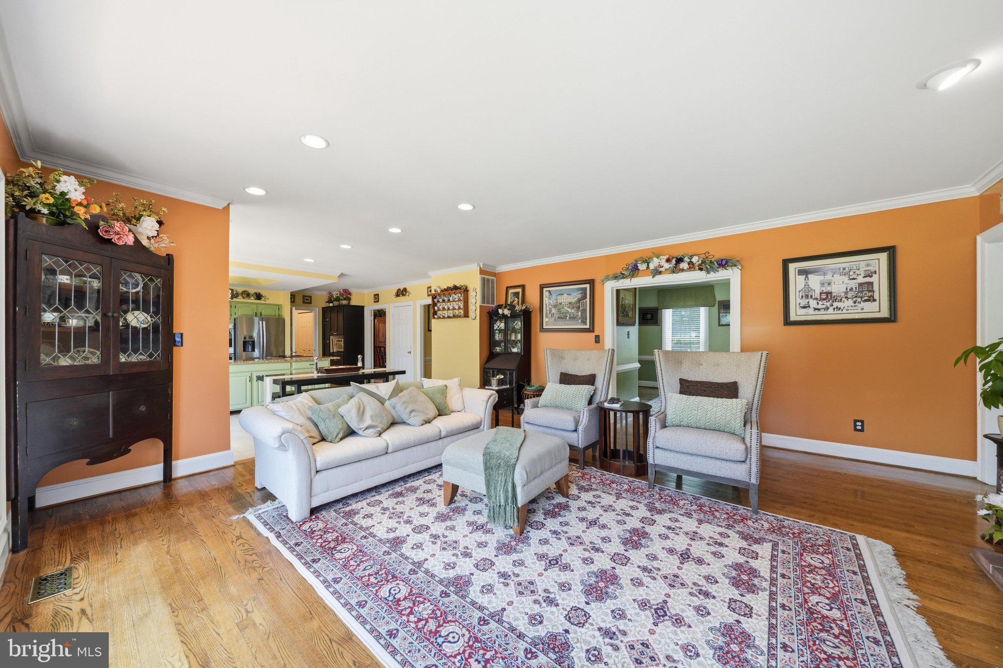 FOXLAIR ACRES - Residential