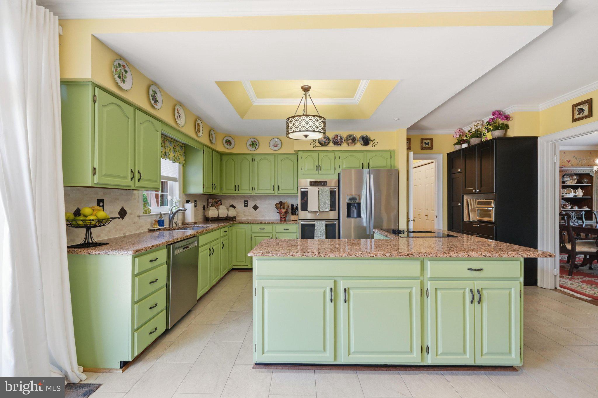 FOXLAIR ACRES - Residential