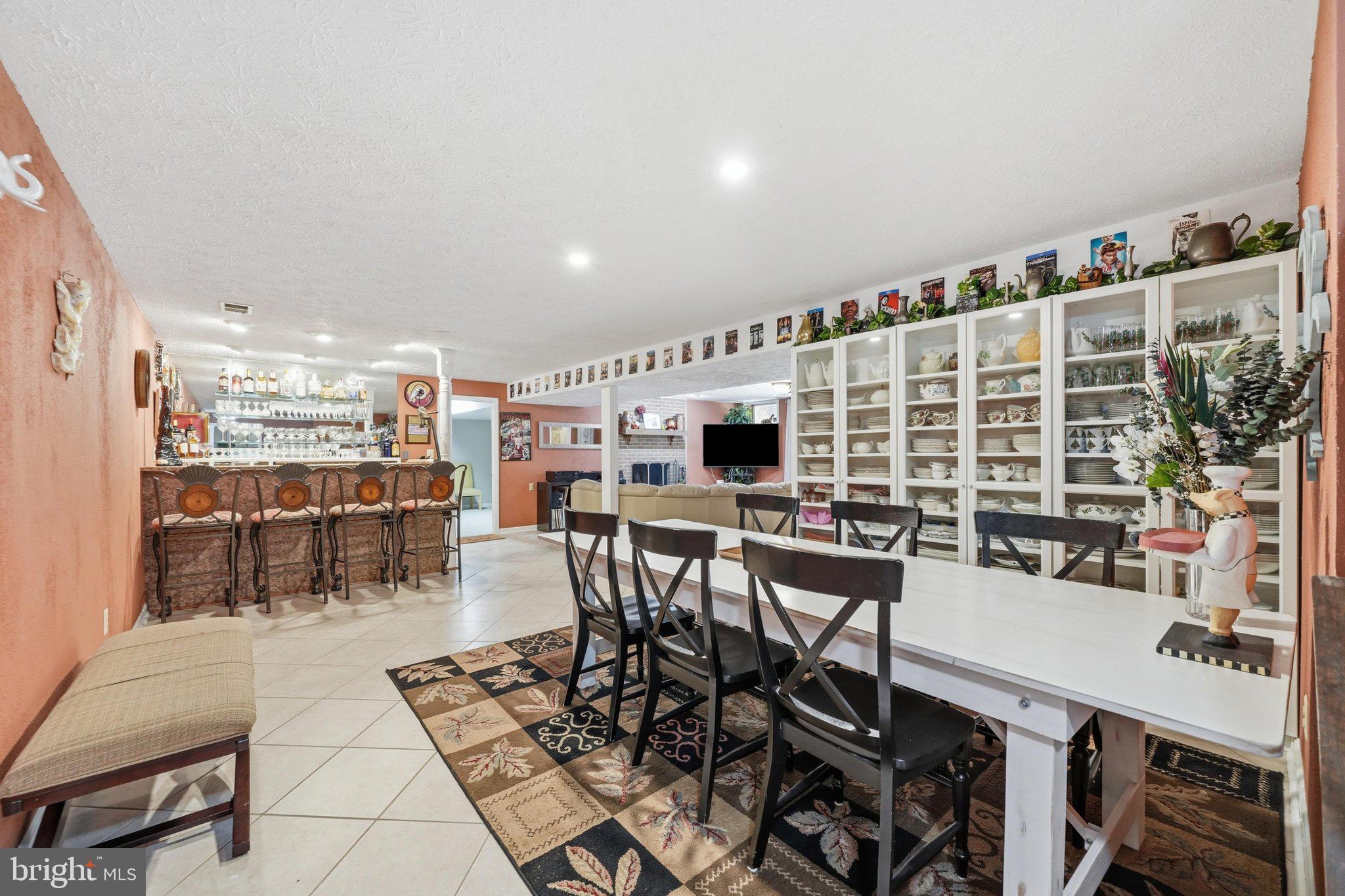FOXLAIR ACRES - Residential