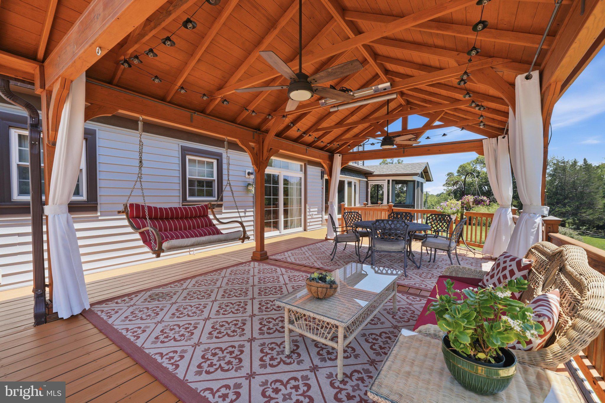 FOXLAIR ACRES - Residential