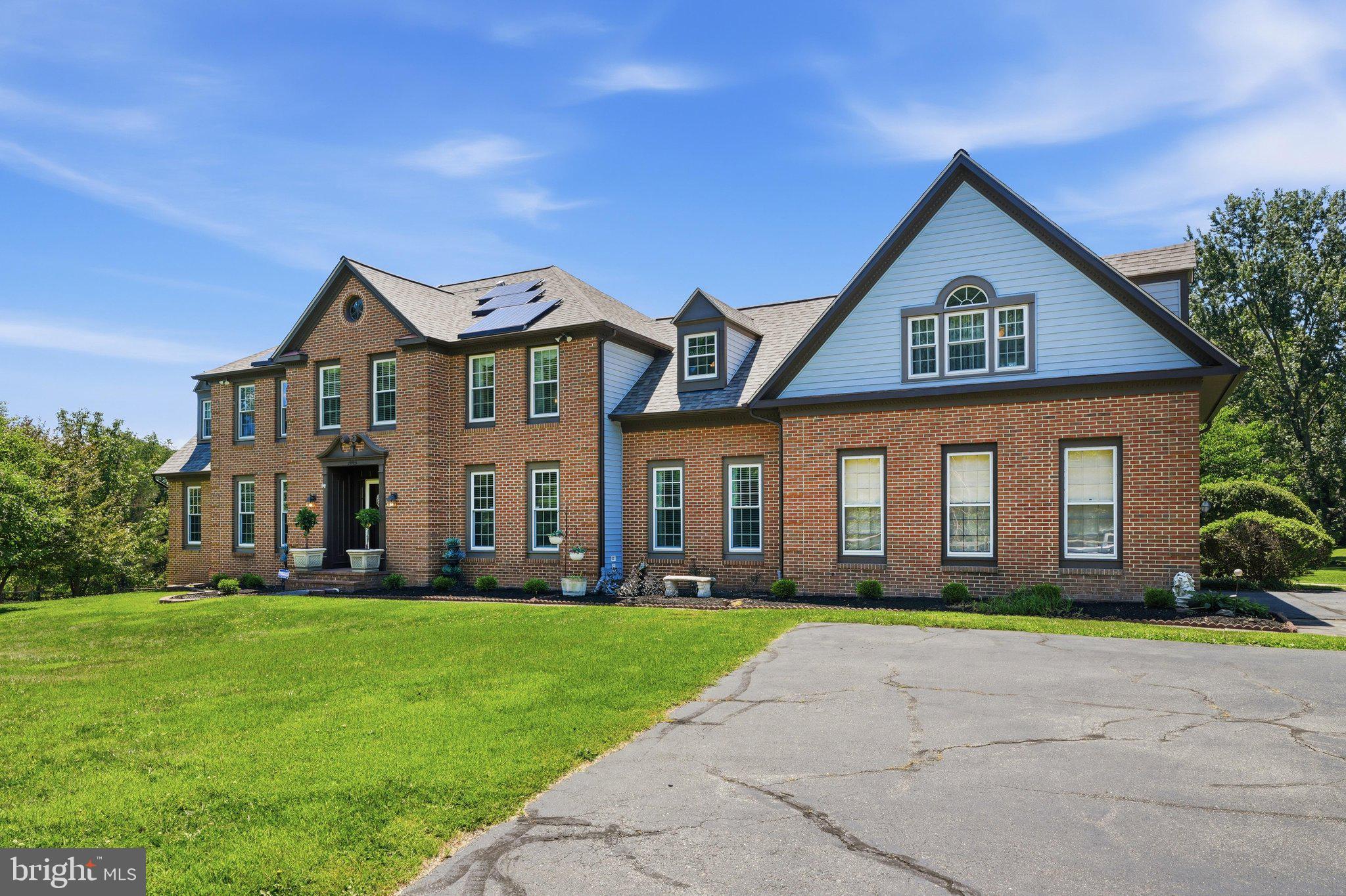 FOXLAIR ACRES - Residential