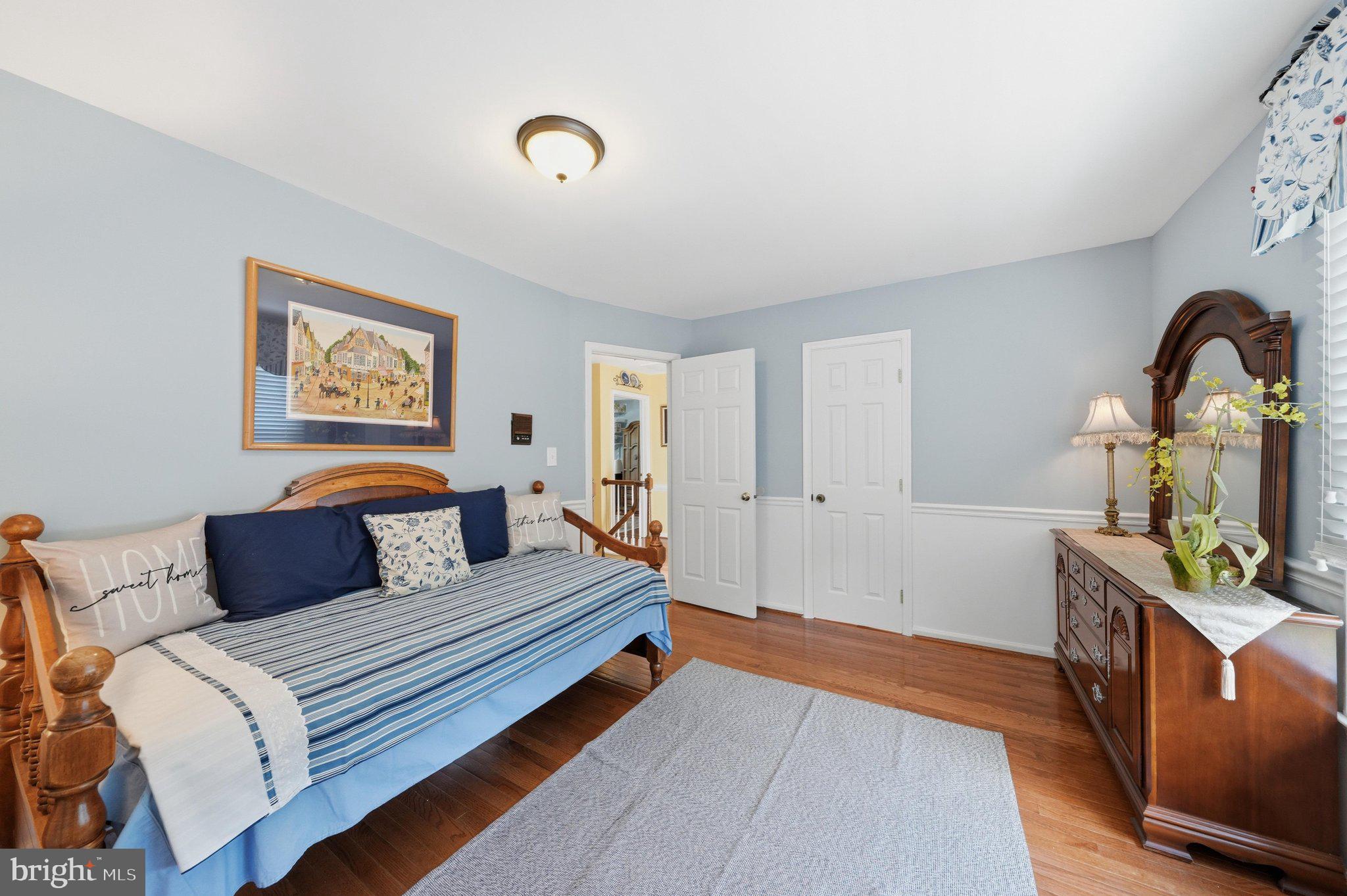 FOXLAIR ACRES - Residential