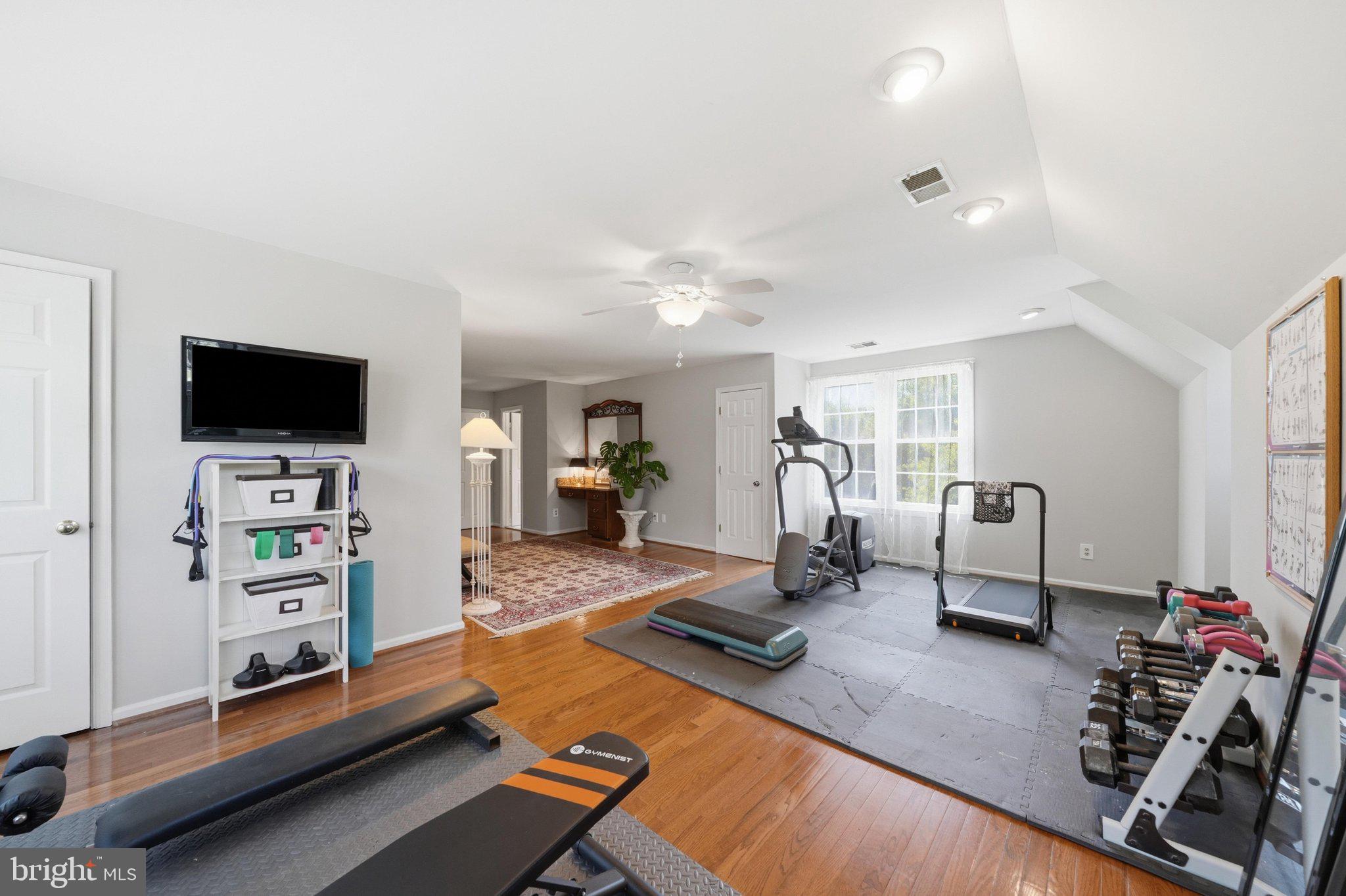 FOXLAIR ACRES - Residential