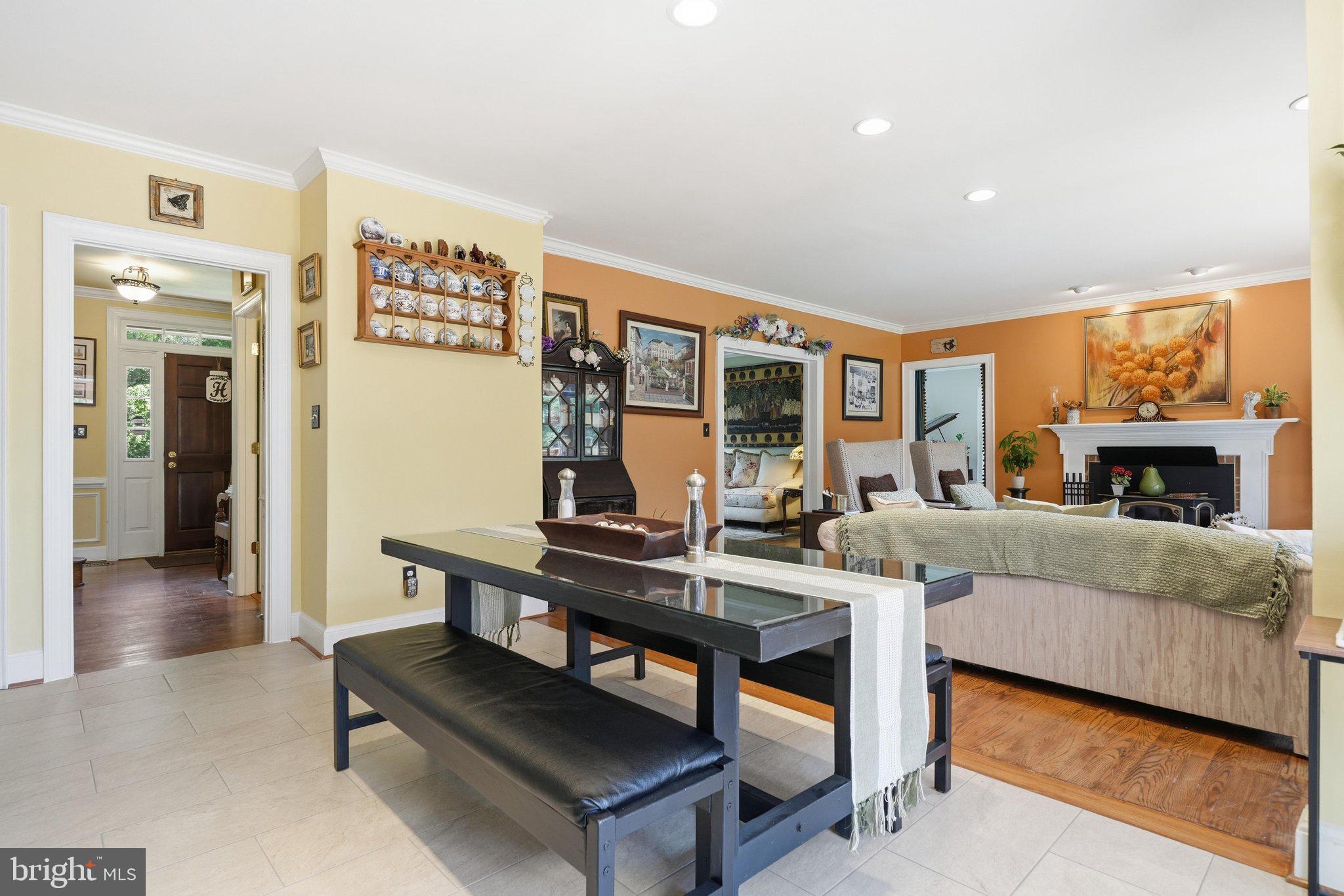 FOXLAIR ACRES - Residential