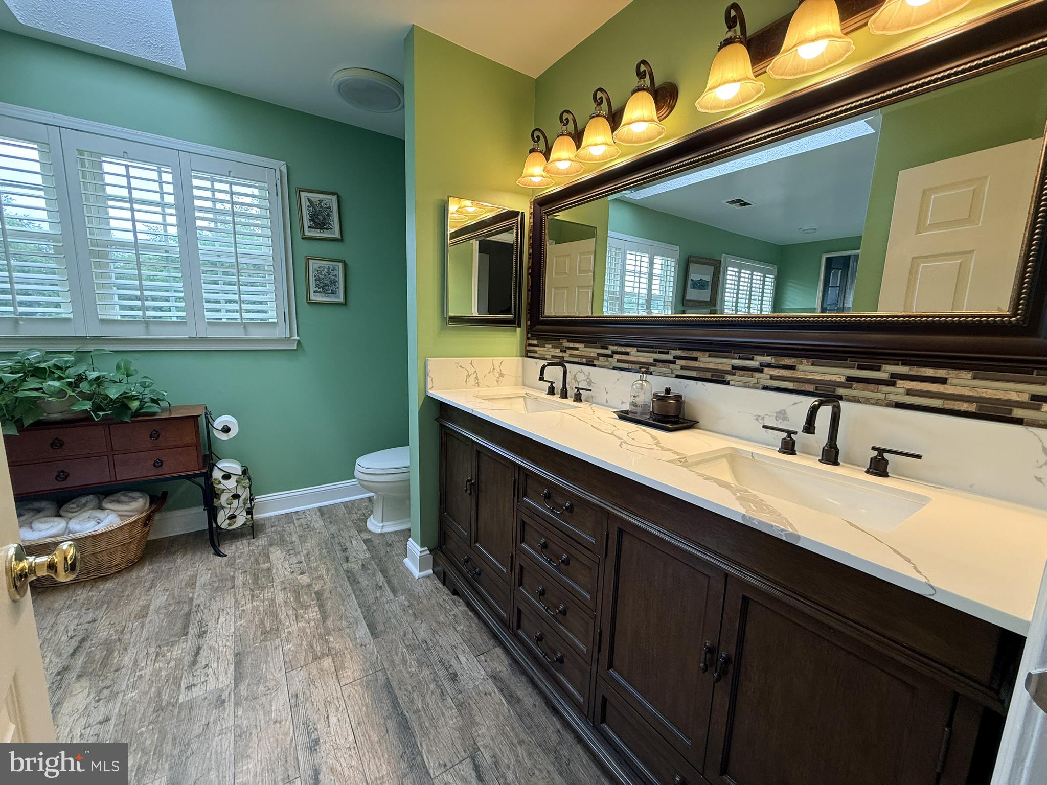 FOXLAIR ACRES - Residential
