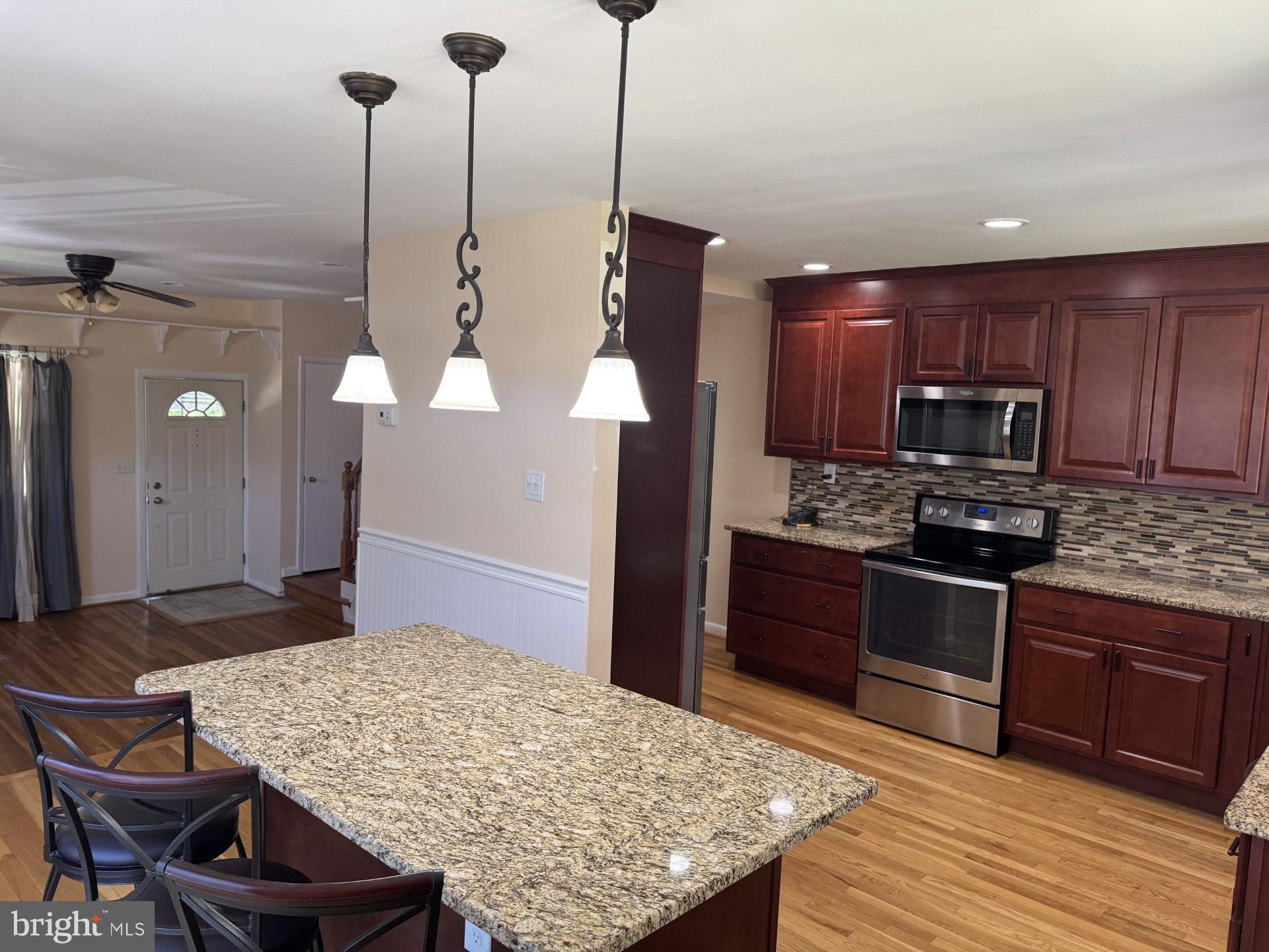 KINGS RIDGE - Residential