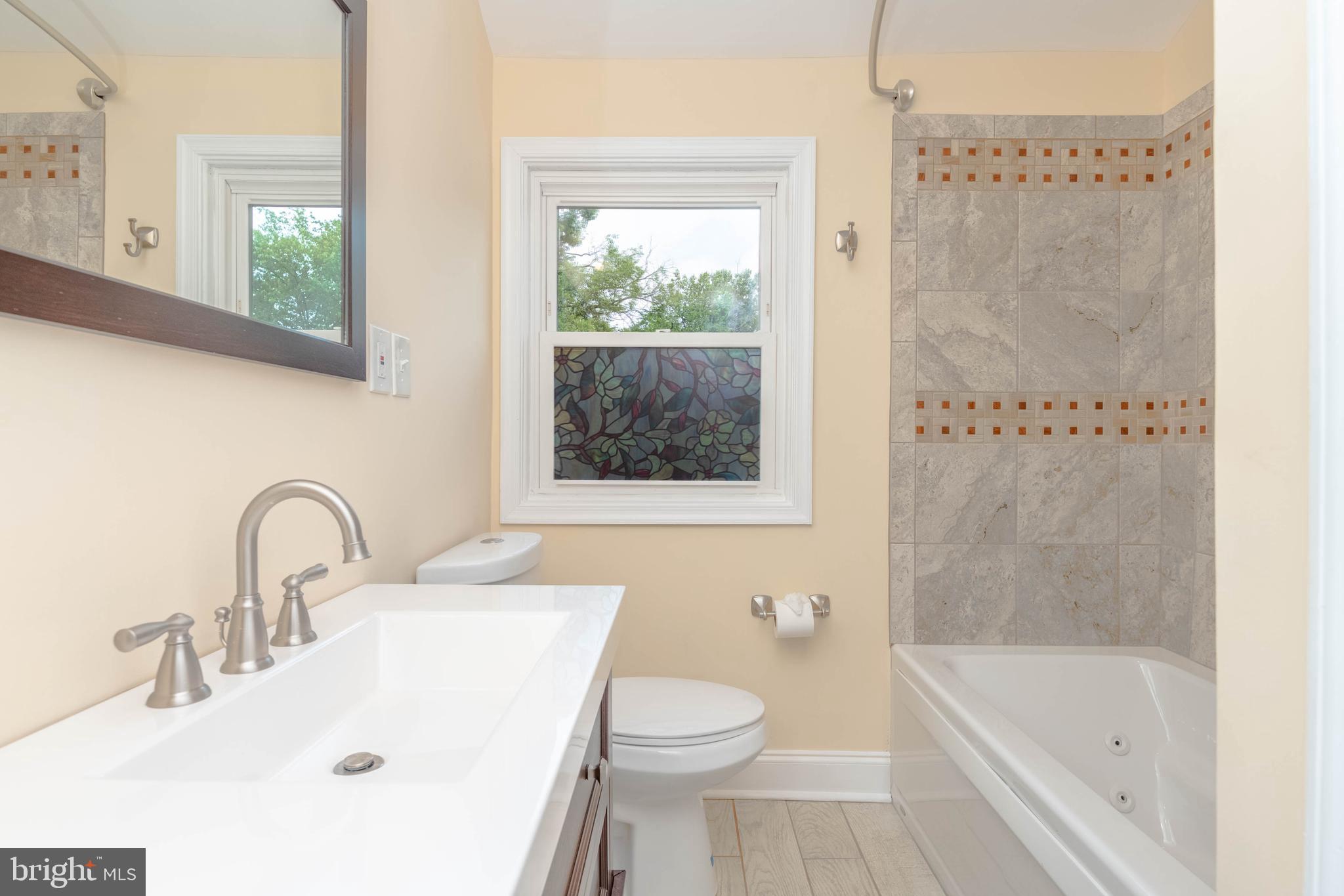 KINGS RIDGE - Residential