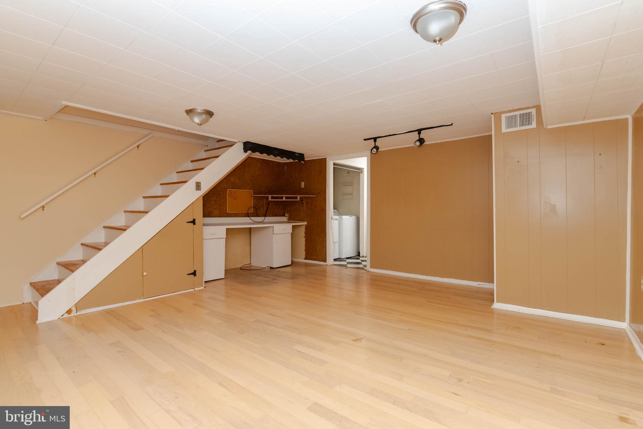 KINGS RIDGE - Residential