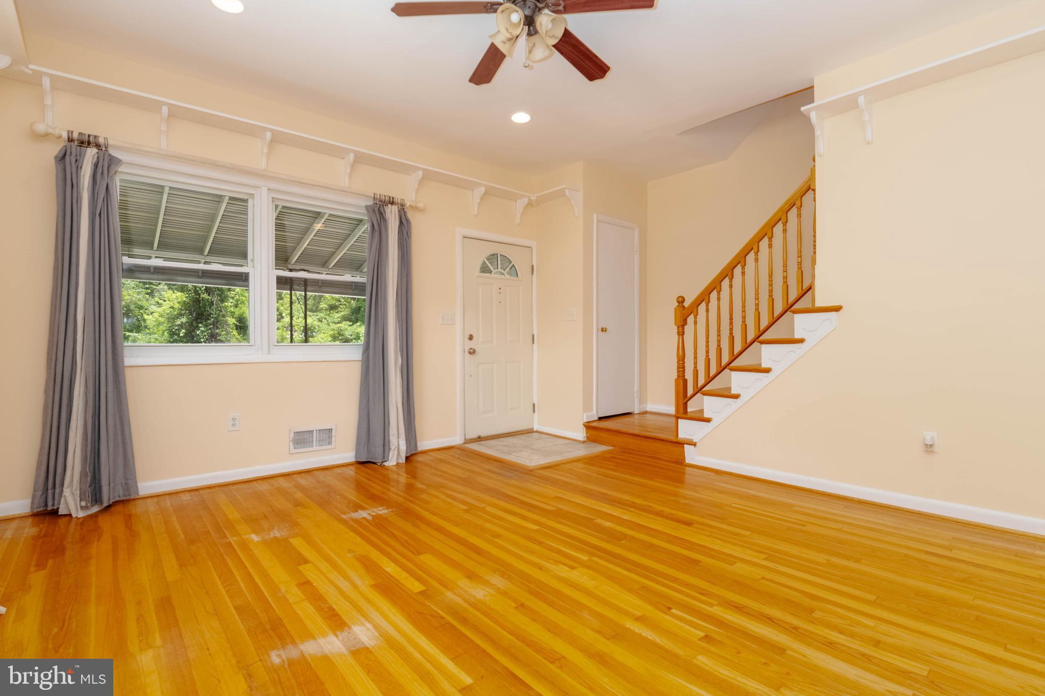 KINGS RIDGE - Residential