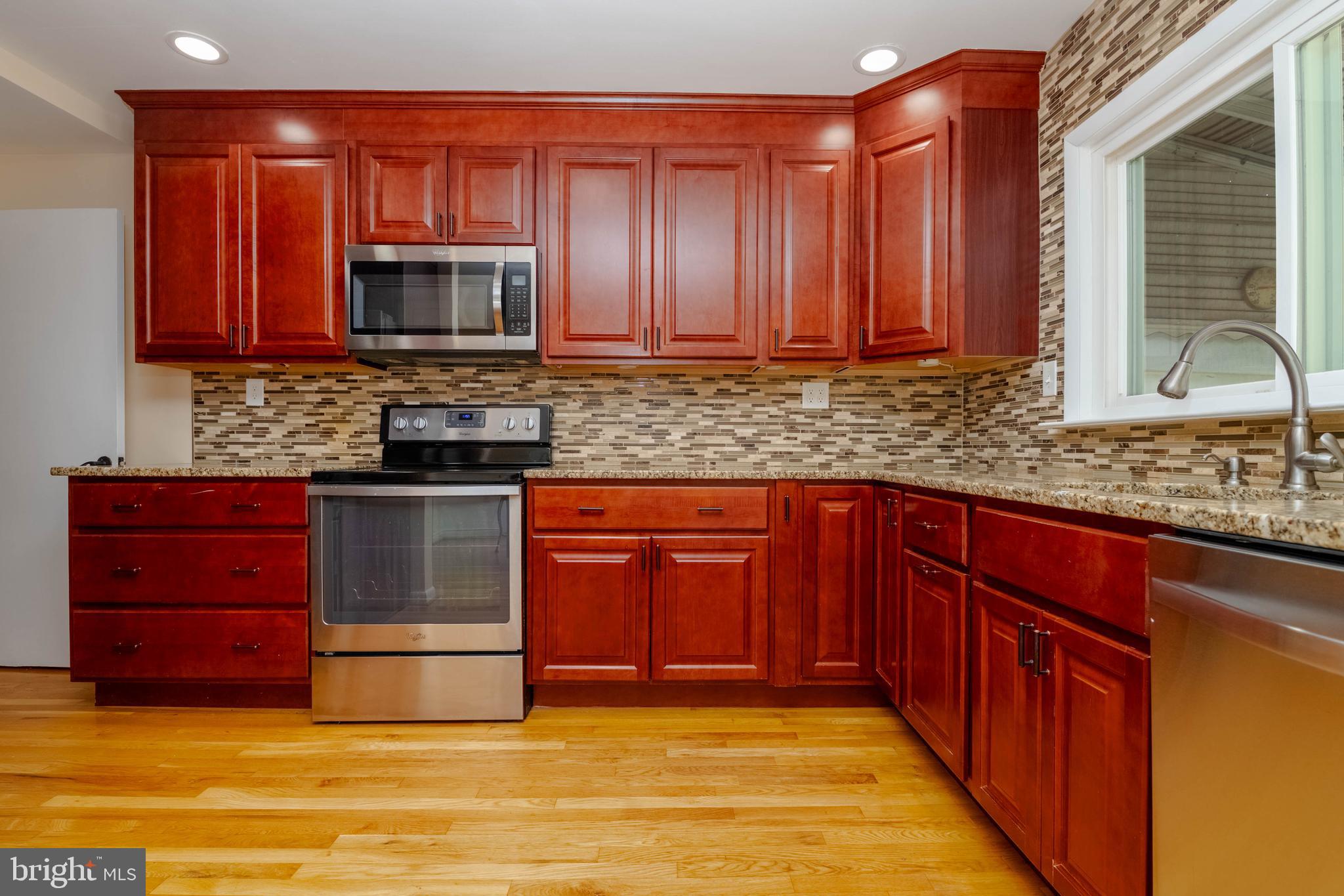 KINGS RIDGE - Residential