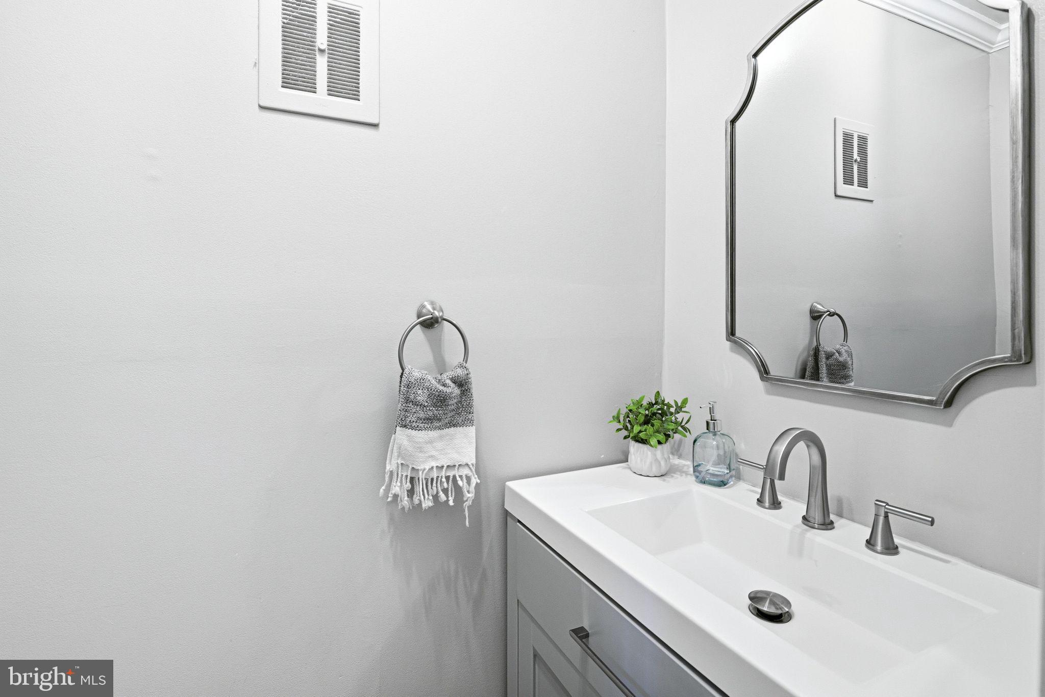EDGEWOOD PARK - Residential