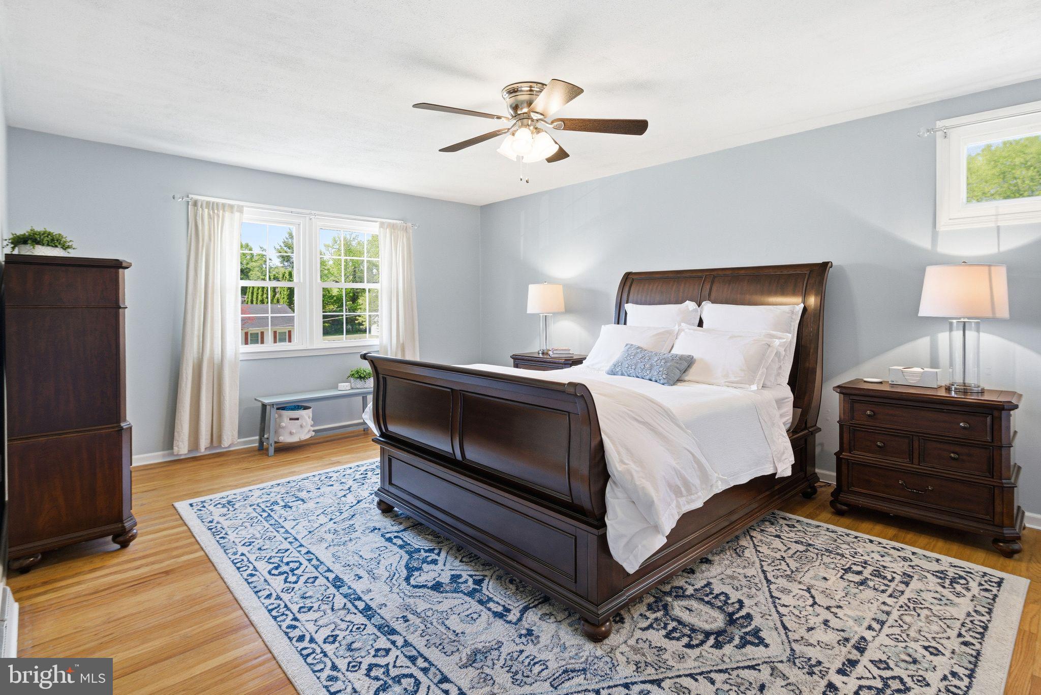 EDGEWOOD PARK - Residential