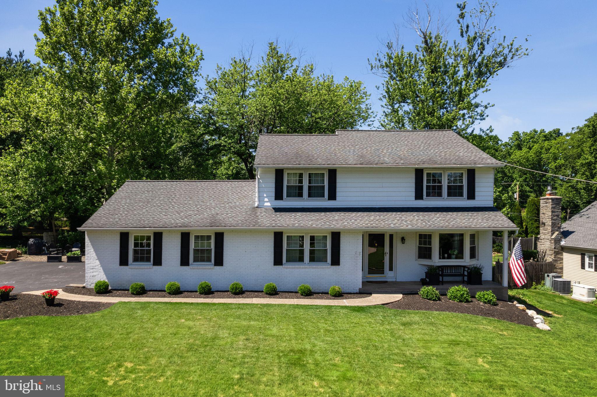 EDGEWOOD PARK - Residential