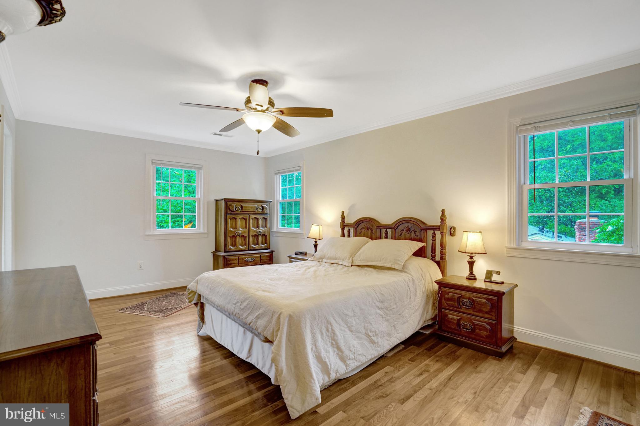 CHAPEL SQUARE - Residential