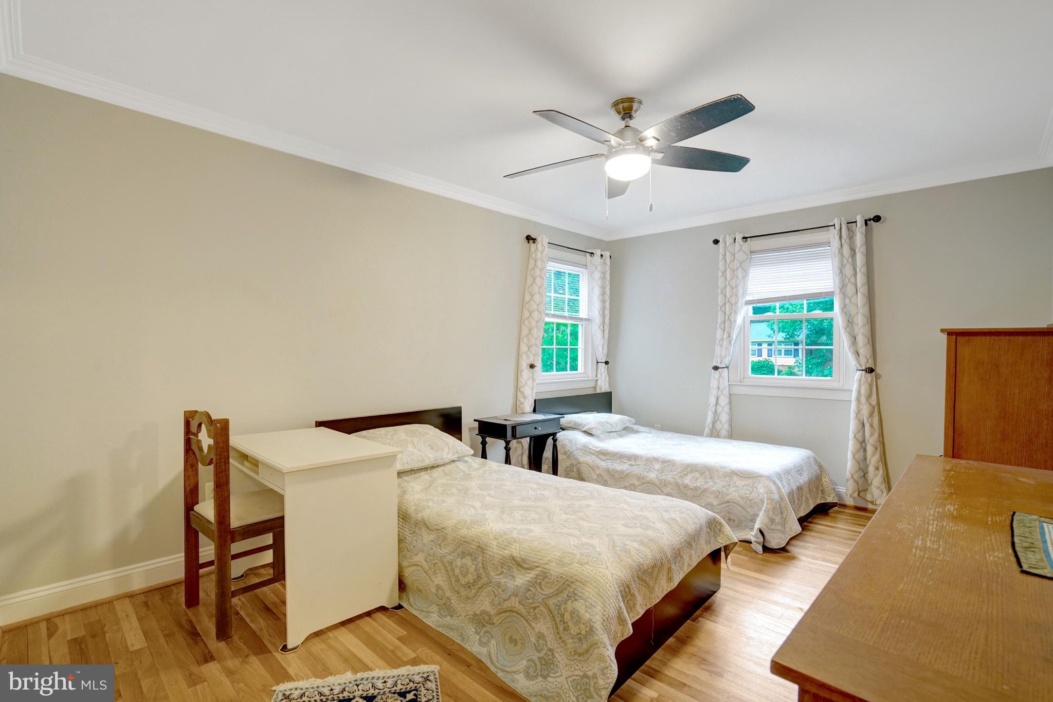 CHAPEL SQUARE - Residential