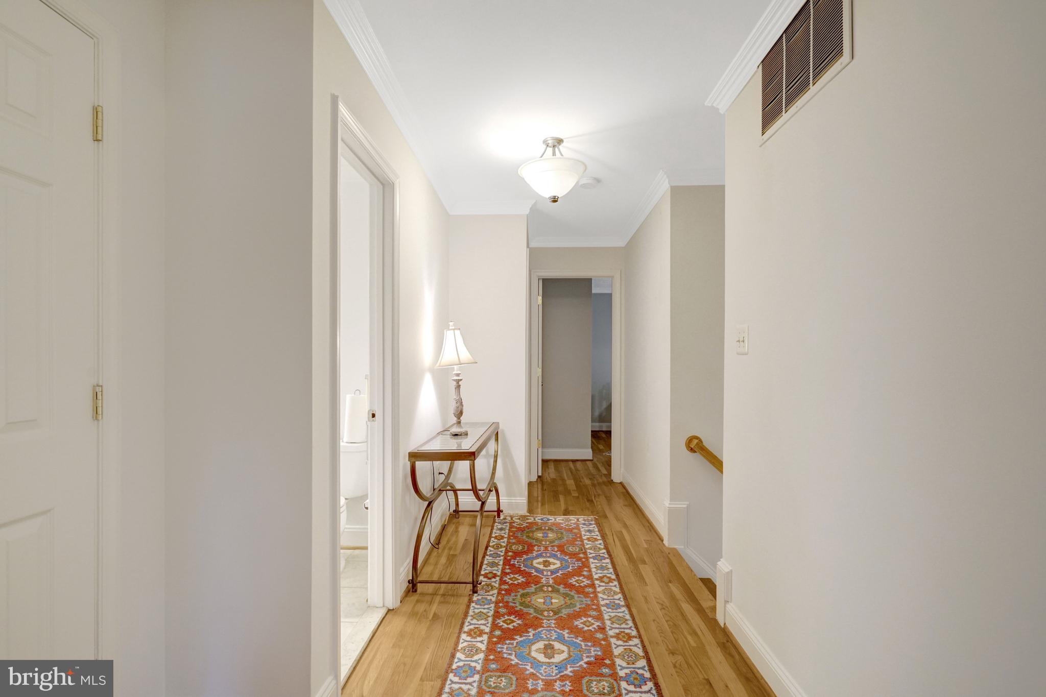 CHAPEL SQUARE - Residential