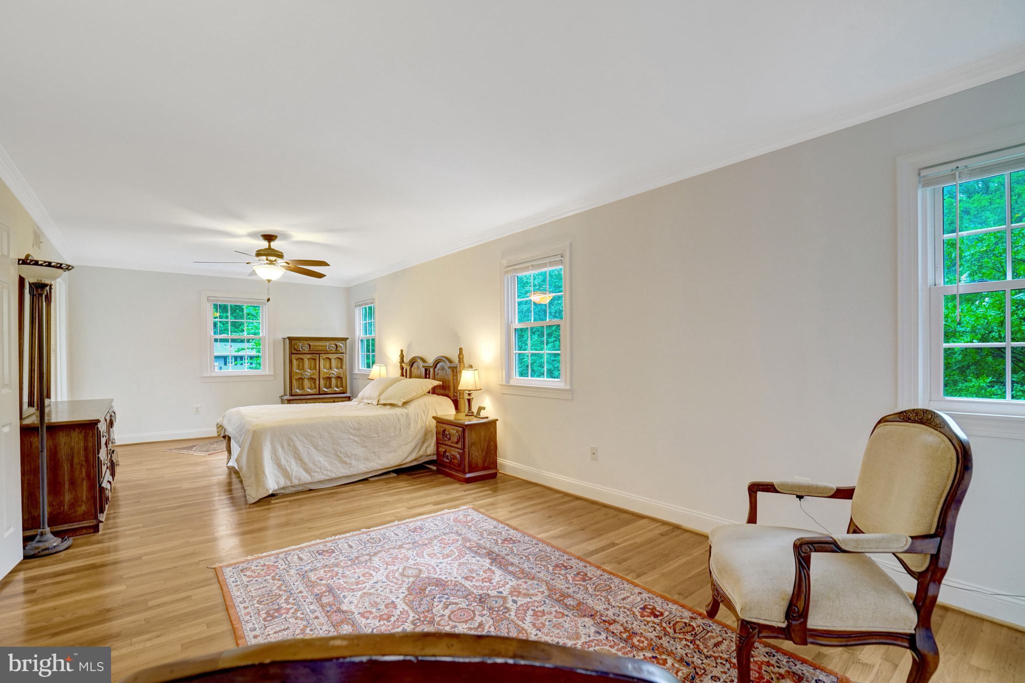 CHAPEL SQUARE - Residential