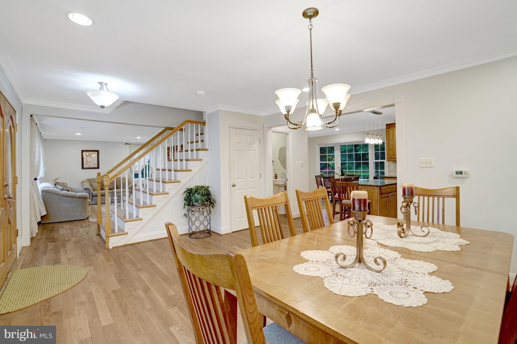 CHAPEL SQUARE - Residential