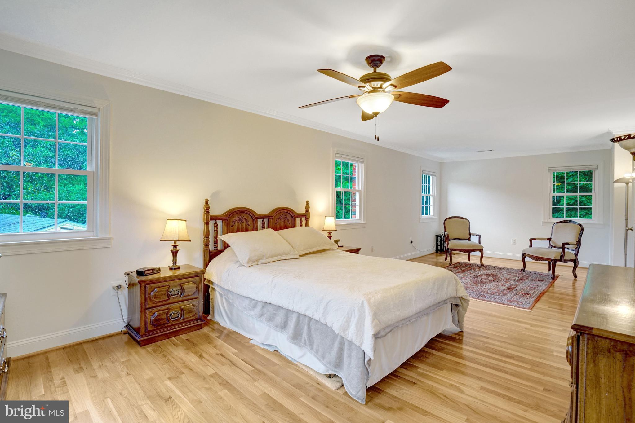 CHAPEL SQUARE - Residential