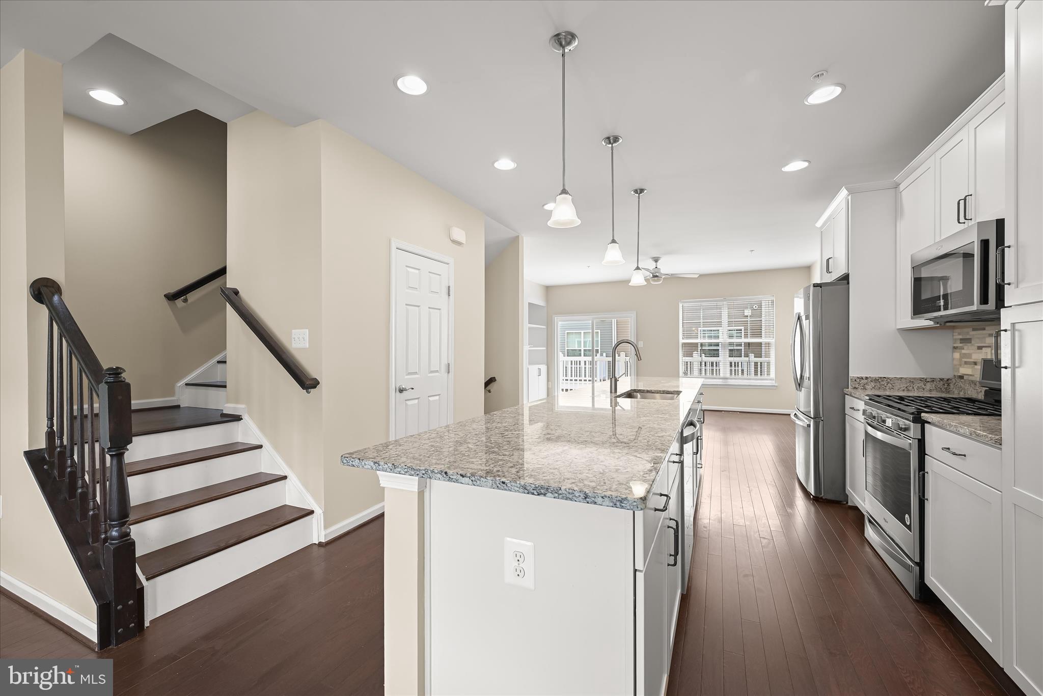 BRICK YARD STATION - Residential