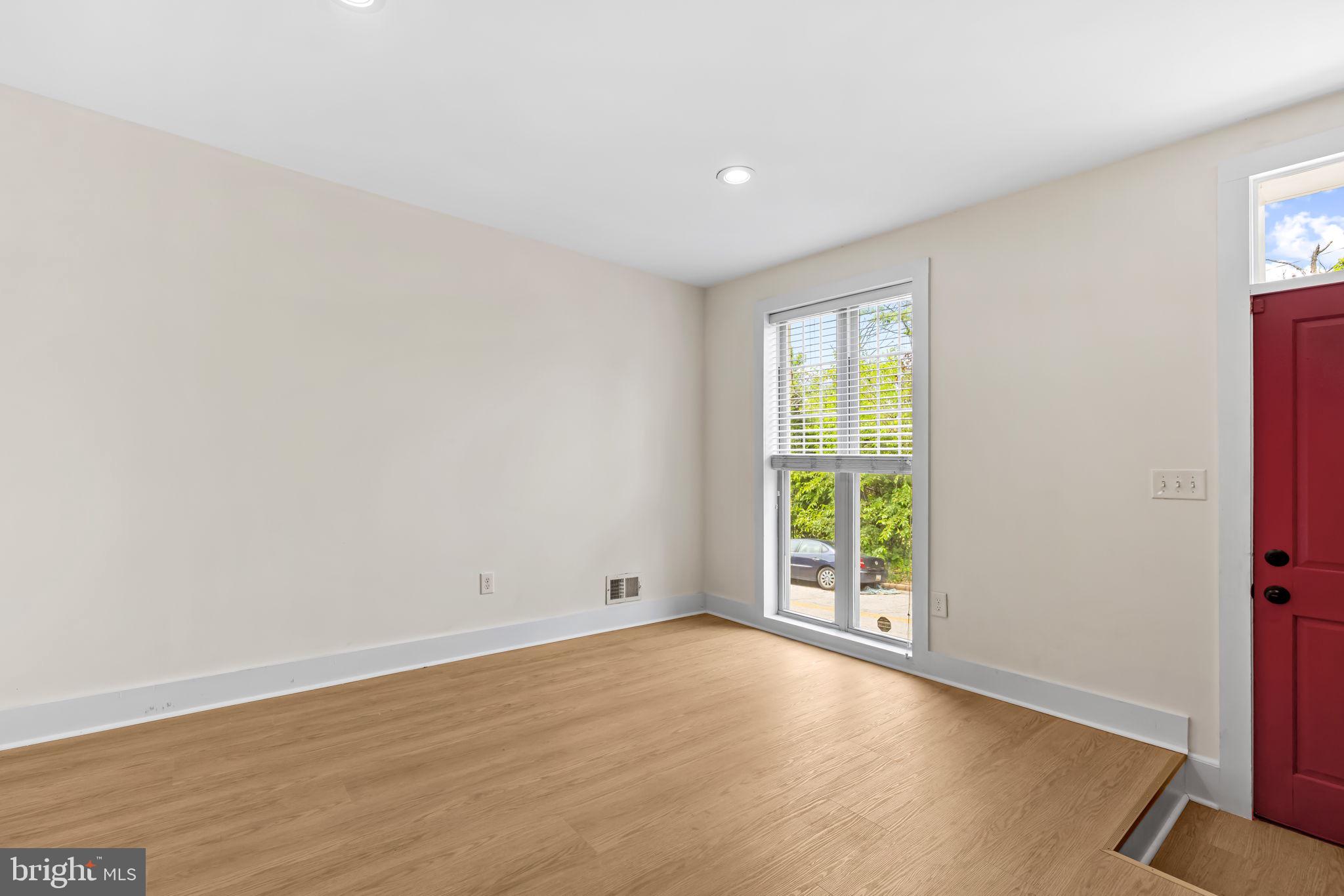 CARROLL-SOUTH HILTON - Residential