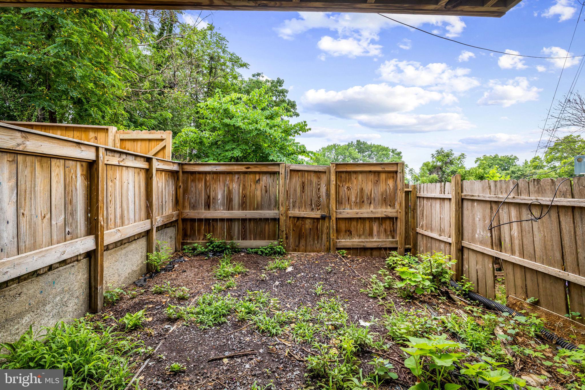 CARROLL-SOUTH HILTON - Residential