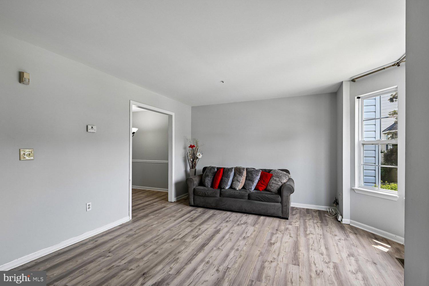 SEVEN OAKS - Residential