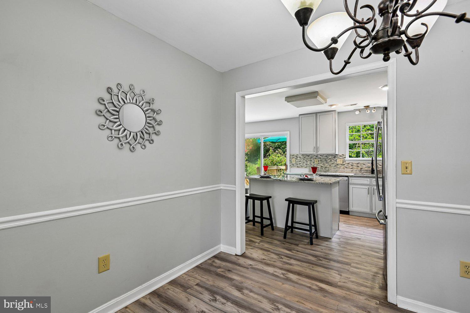 SEVEN OAKS - Residential