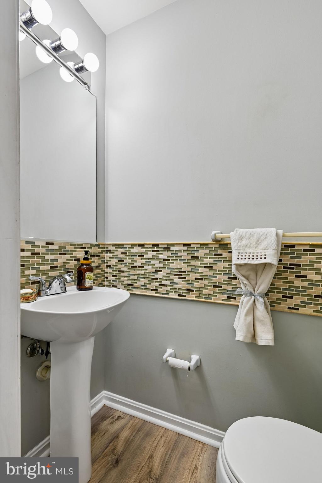 SEVEN OAKS - Residential