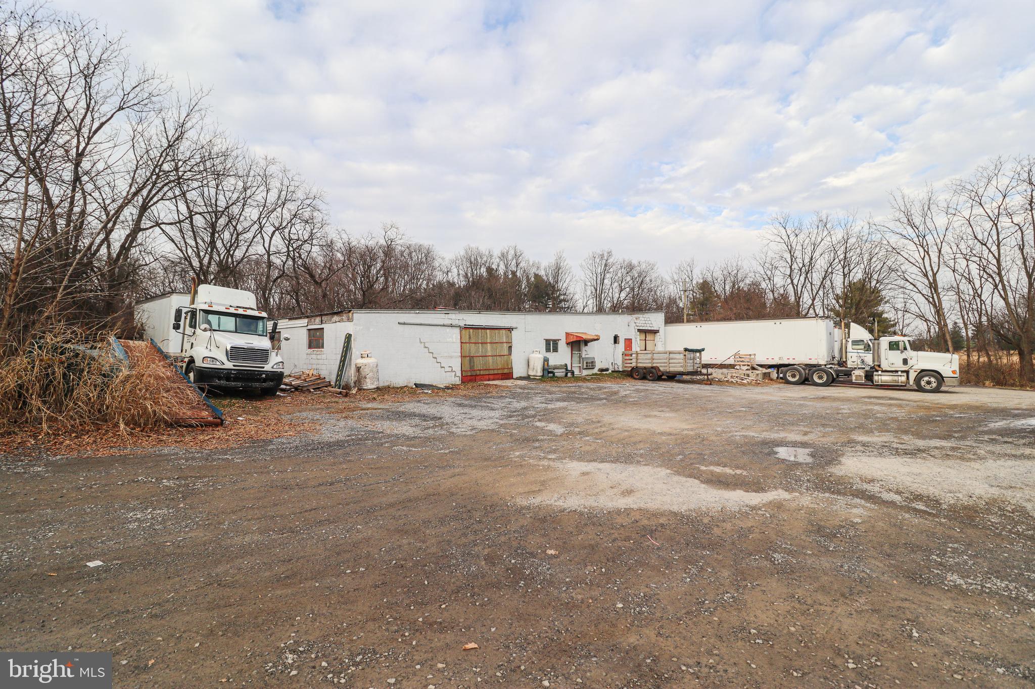 DONEGAL - Commercial Sale