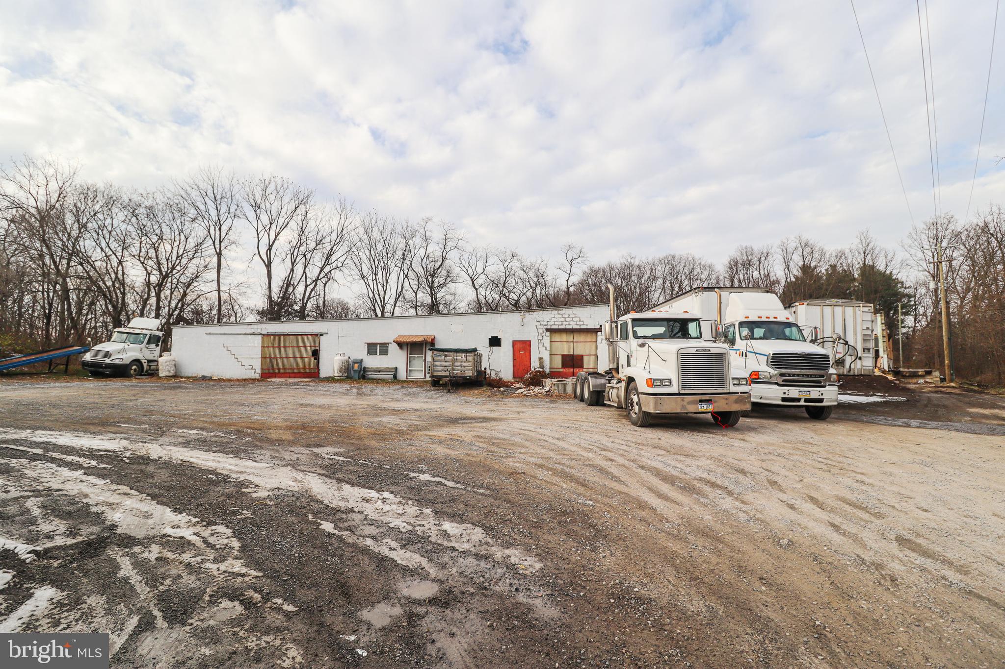 DONEGAL - Commercial Sale
