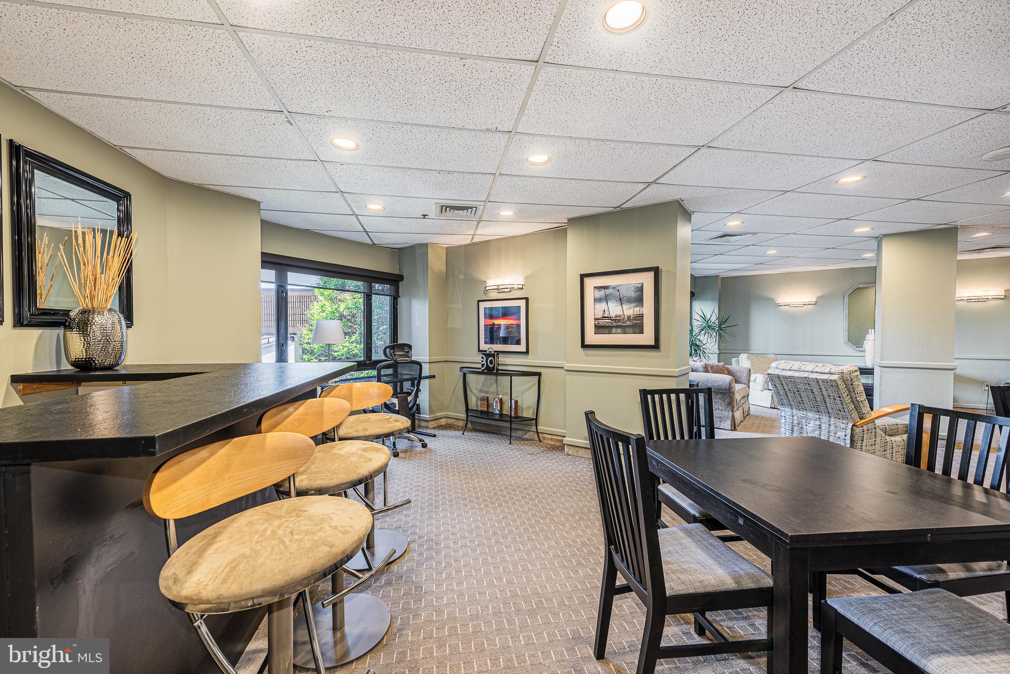 ANCHORAGE TOWERS - Residential Lease