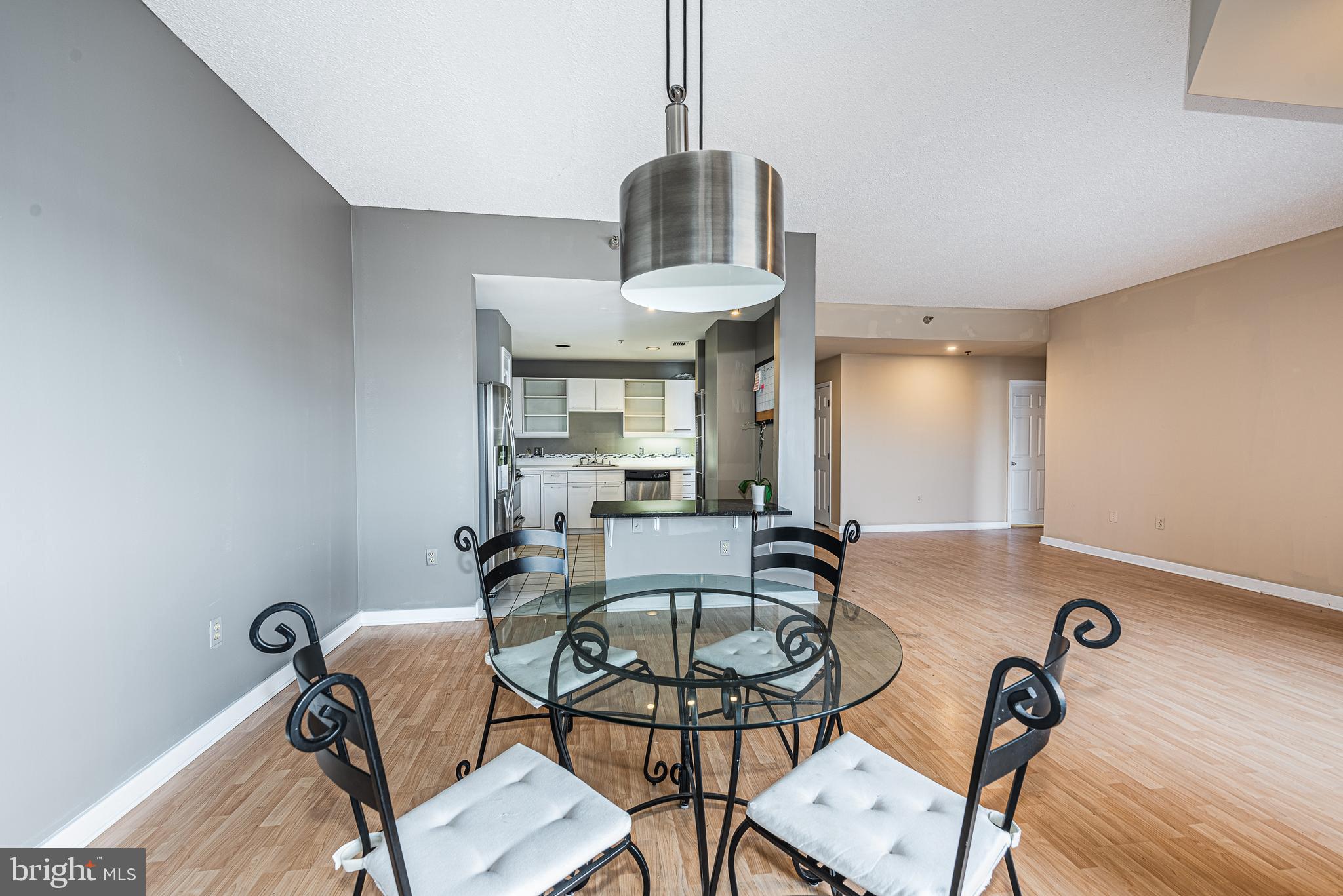 ANCHORAGE TOWERS - Residential Lease