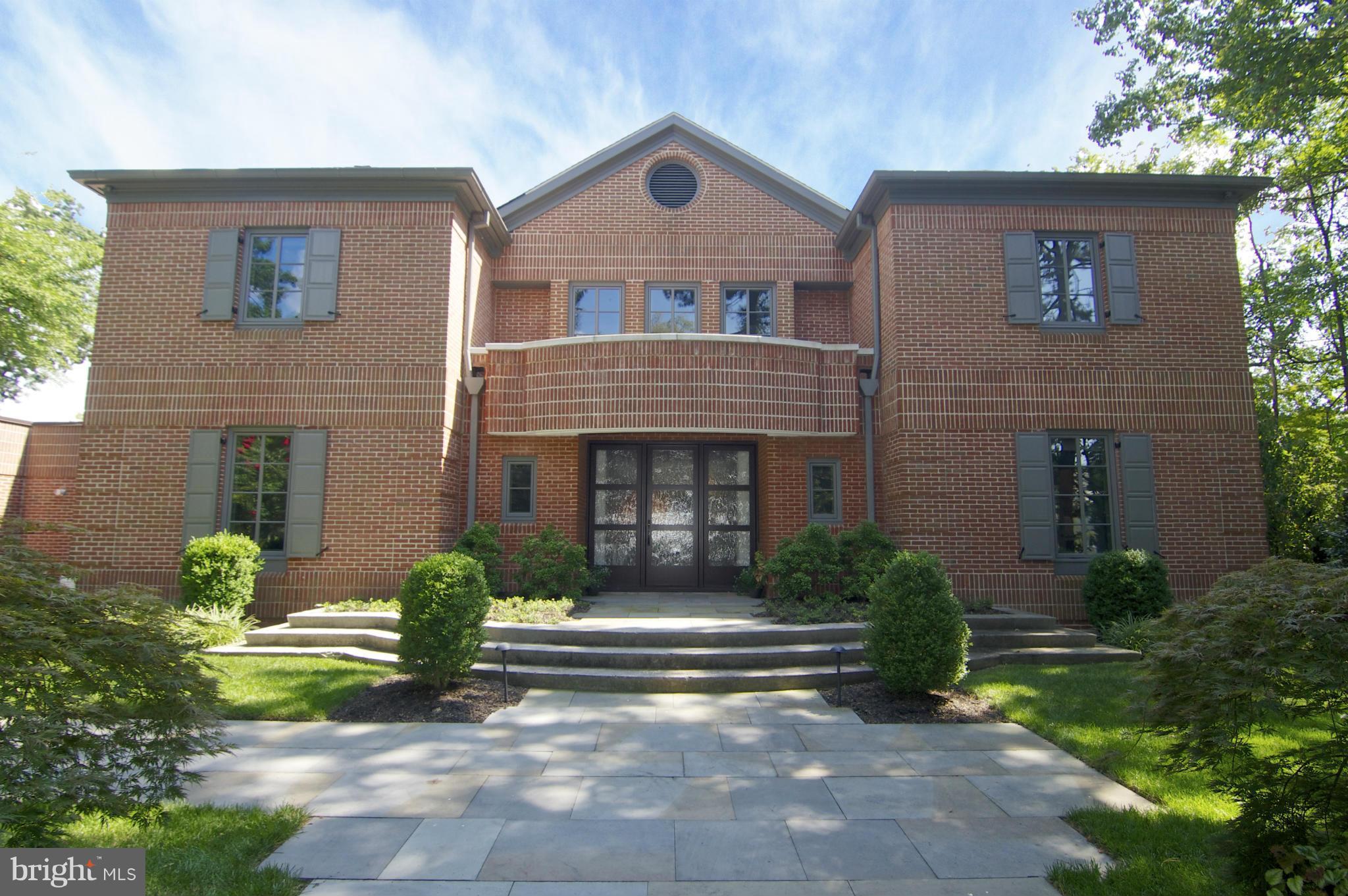 Elegant custom built Post-Modern manse that has been meticulously renovated and updated from the inside out utilizing the finest in design, materials and craftsmanship. Custom rosewood, Silestone & stainless KIT. Master Suite w/incredible Bath & Walk-ins. 4 additional En-suite Bedrooms. Paneled Library w/FP. Exterior w/new custom windows, shutters, landscaping w/terraces, walkways & lighting..
