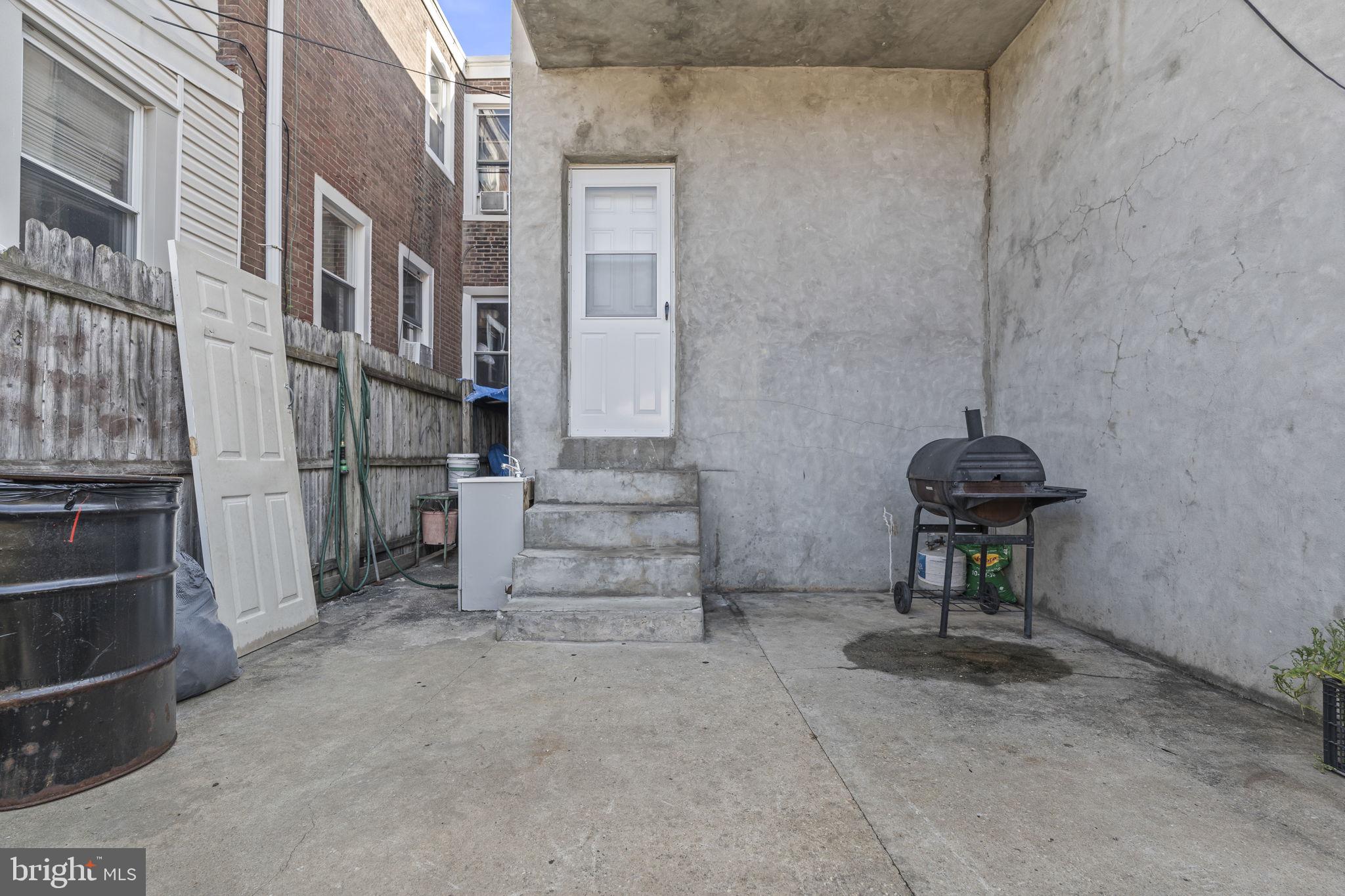 FRANKFORD - Residential