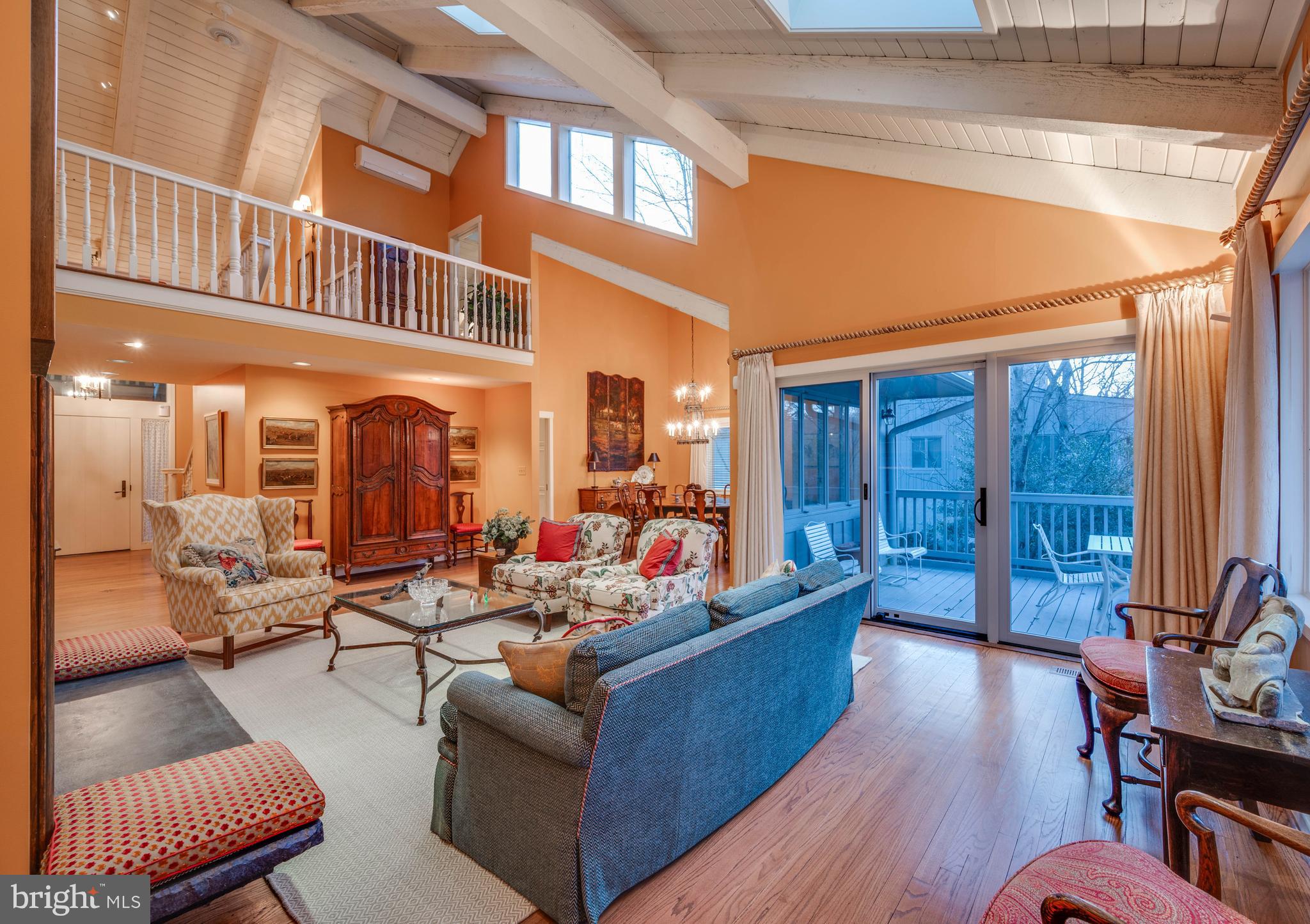 ROCKLAND - Residential