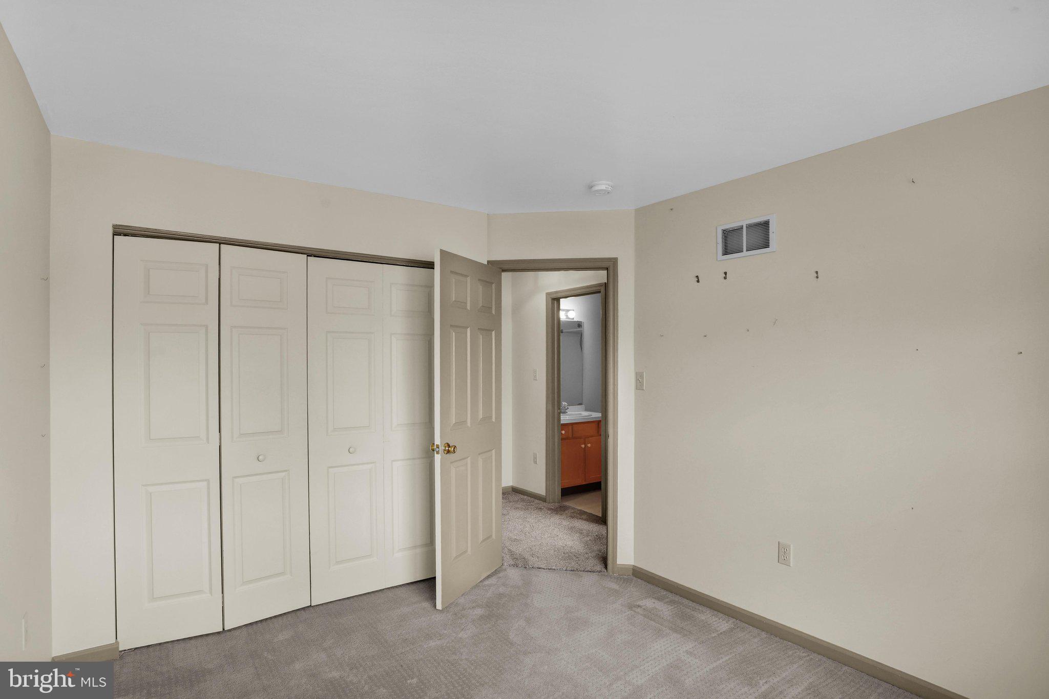 SPRING RIDGE - Residential