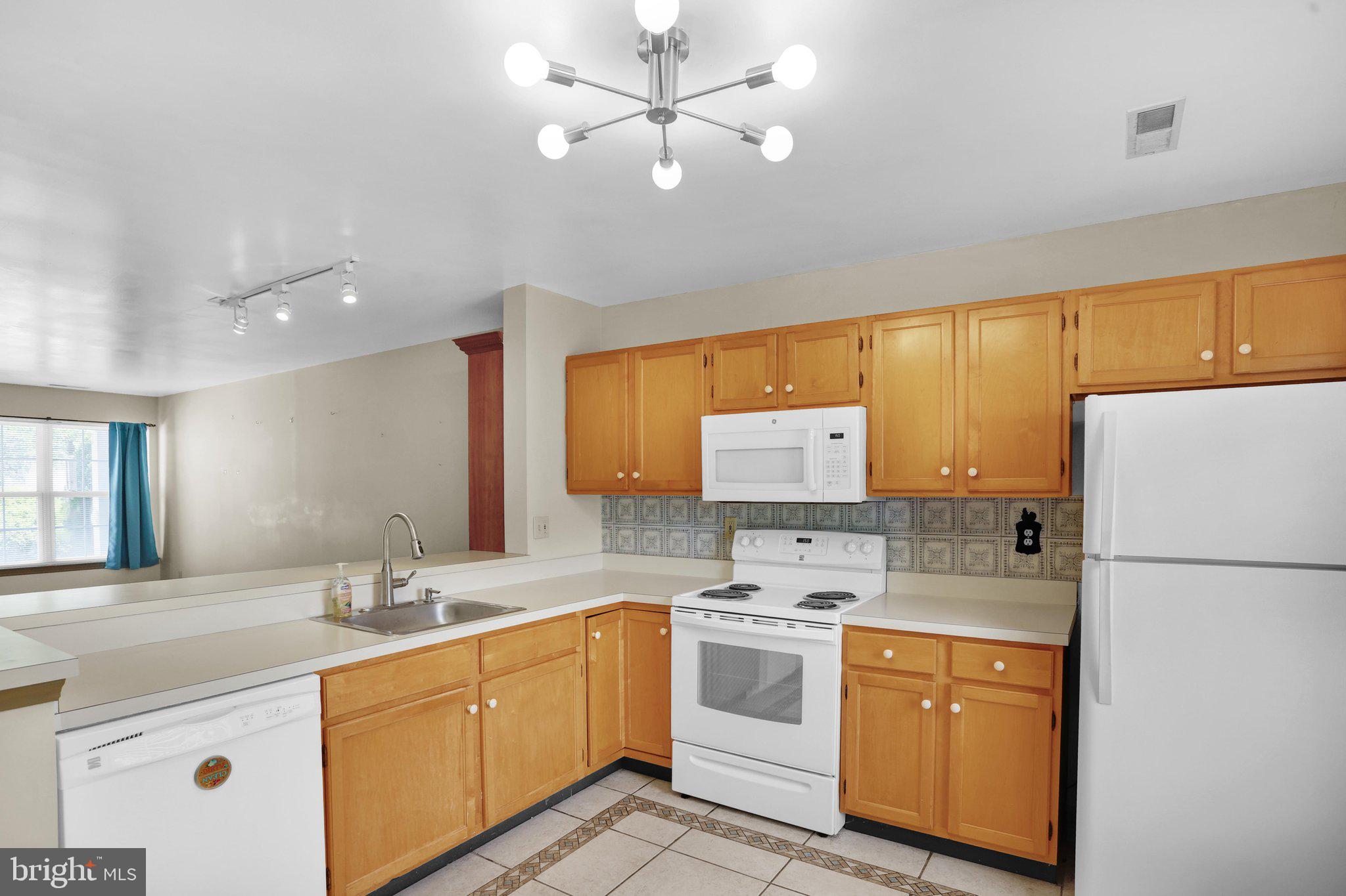 SPRING RIDGE - Residential