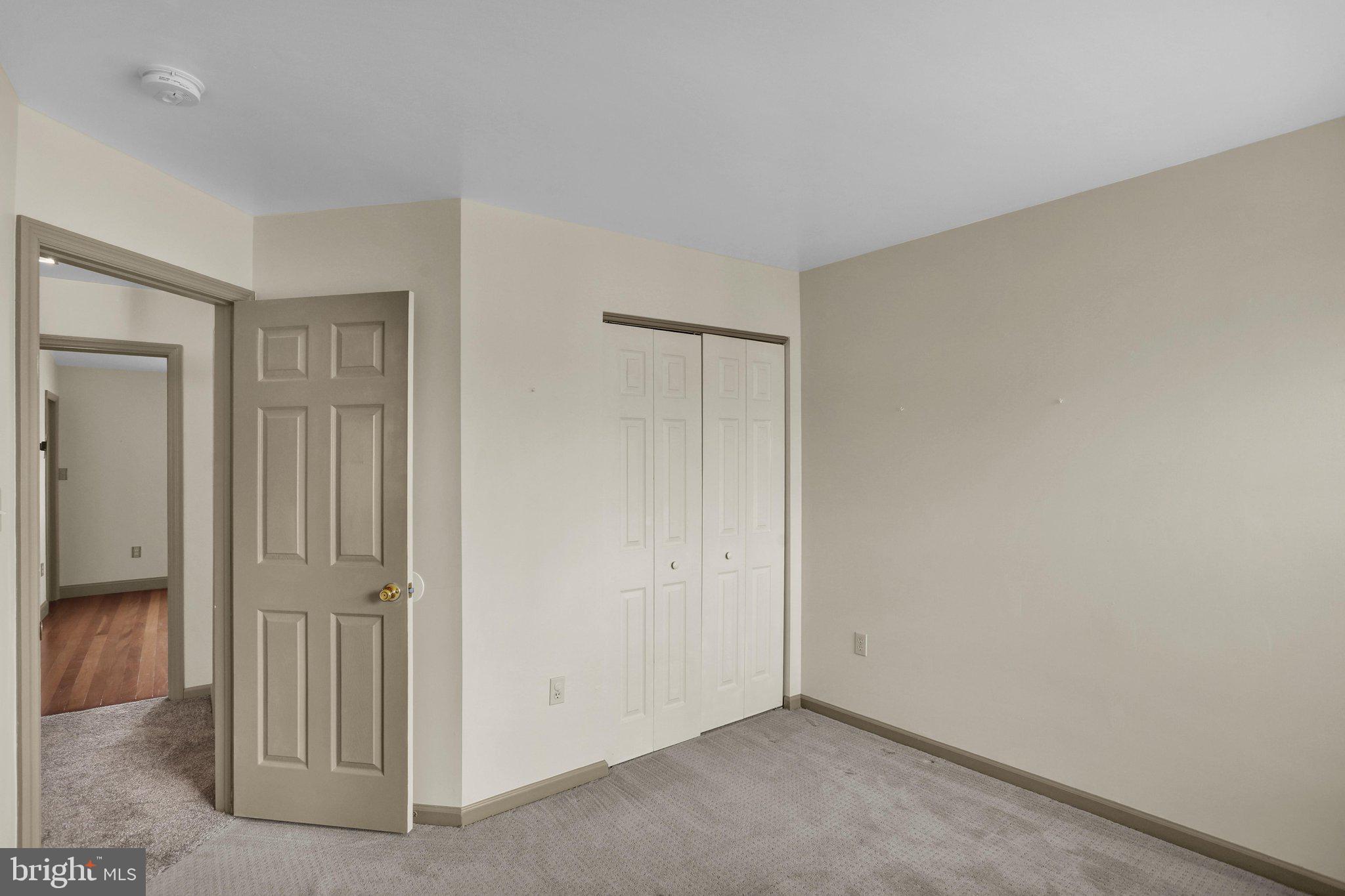 SPRING RIDGE - Residential