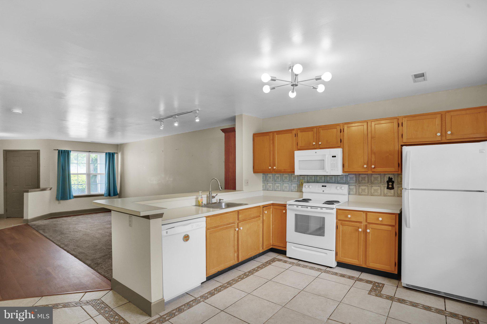 SPRING RIDGE - Residential
