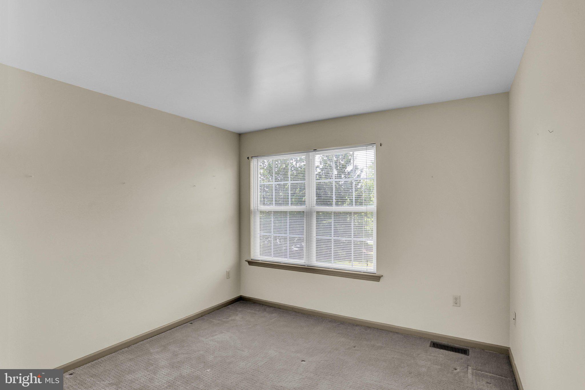 SPRING RIDGE - Residential