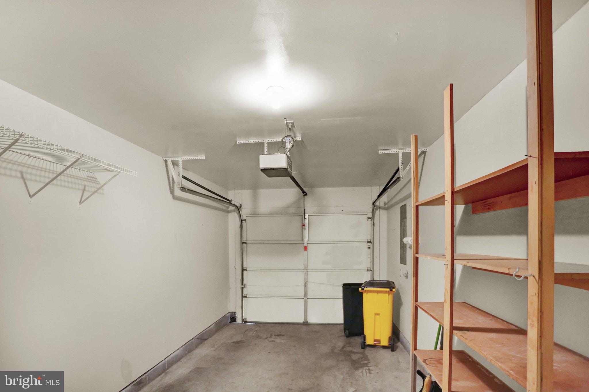 SPRING RIDGE - Residential
