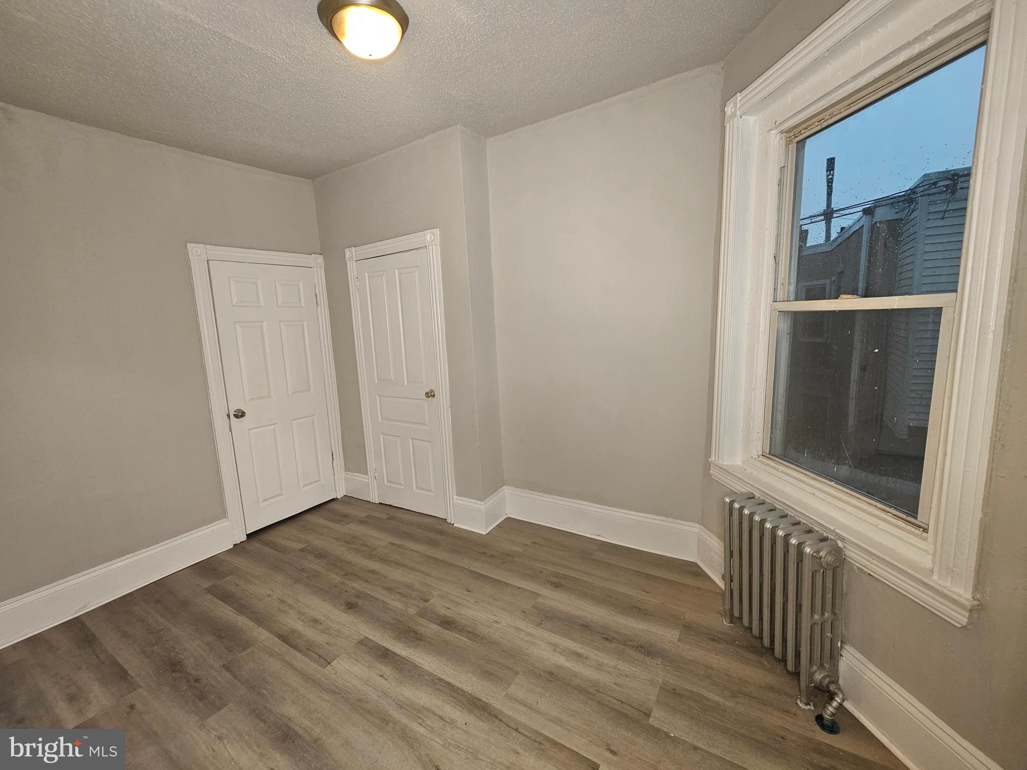 PHILADELPHIA (WEST) - Residential