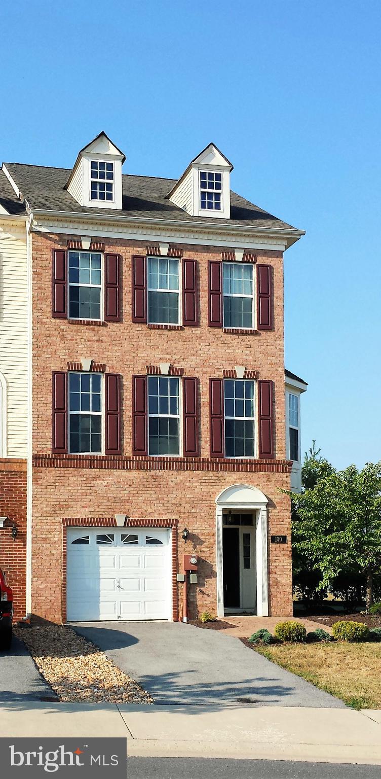 MARTINSBURG STATION - Residential
