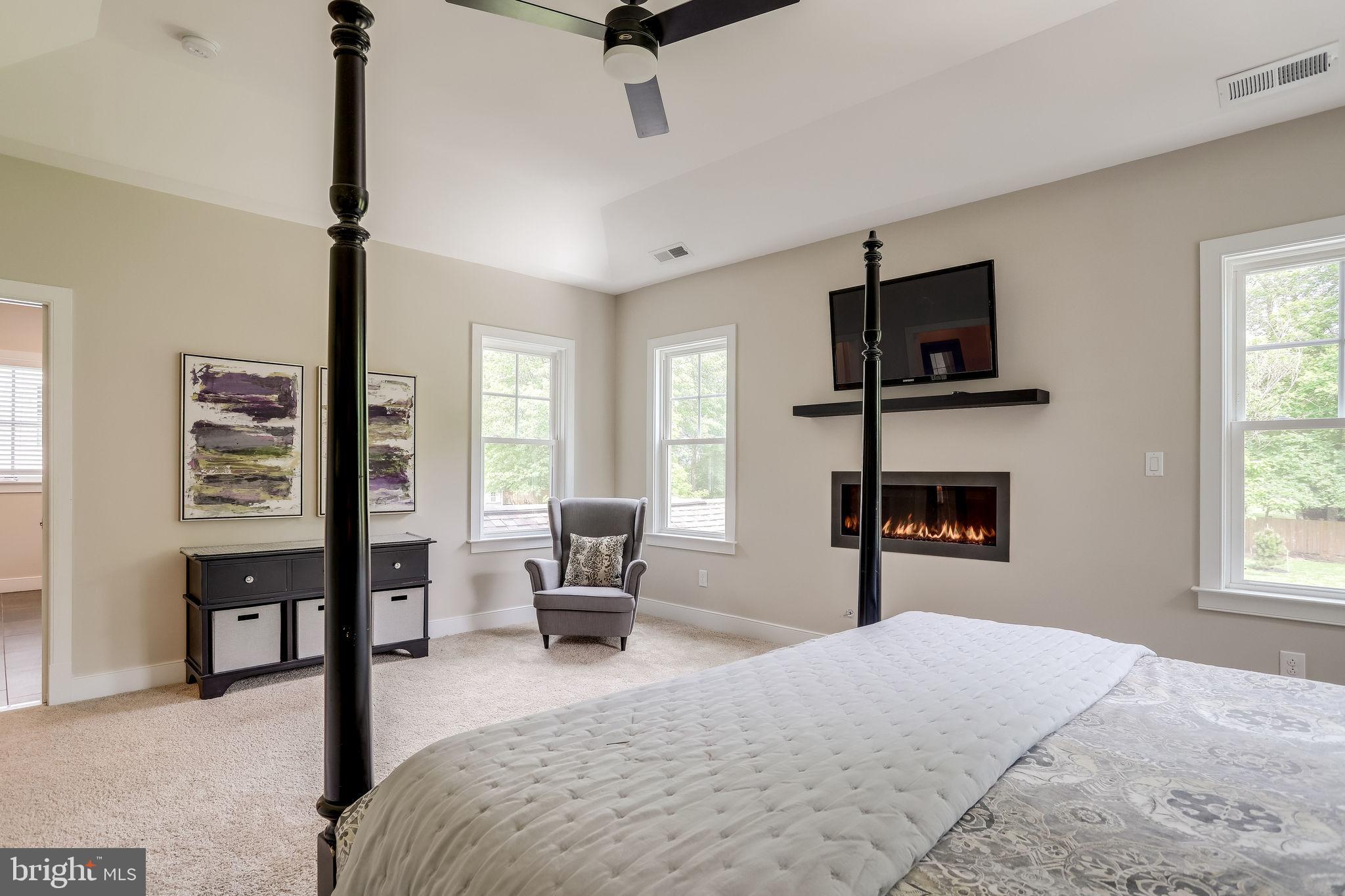 PLYMOUTH HAVEN - Residential