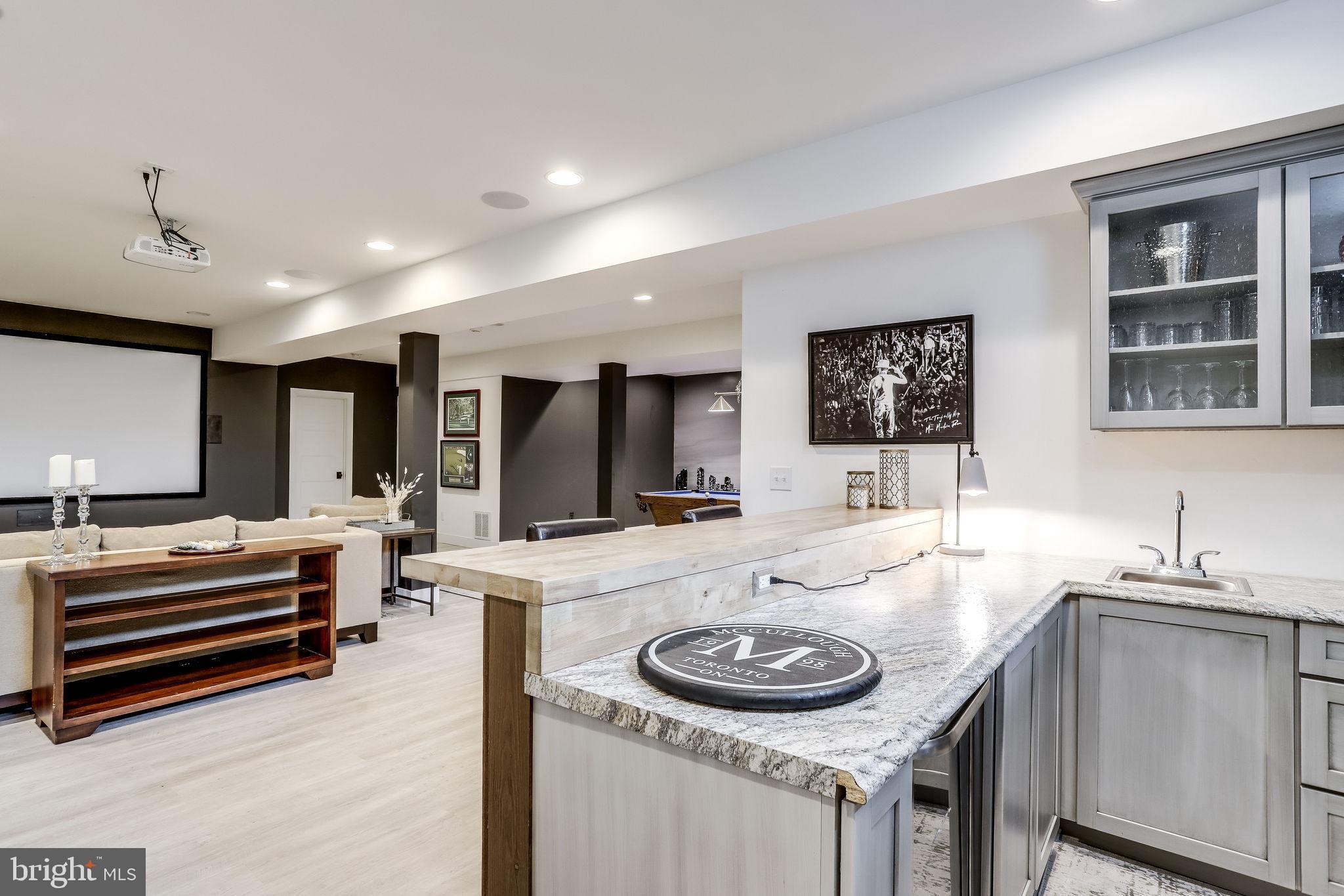 PLYMOUTH HAVEN - Residential