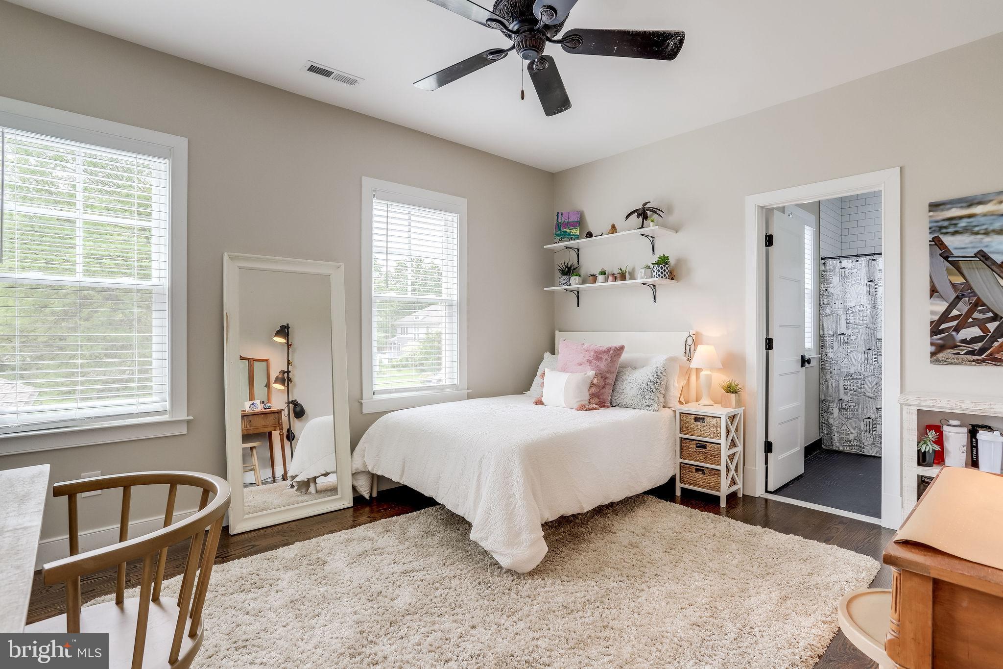 PLYMOUTH HAVEN - Residential
